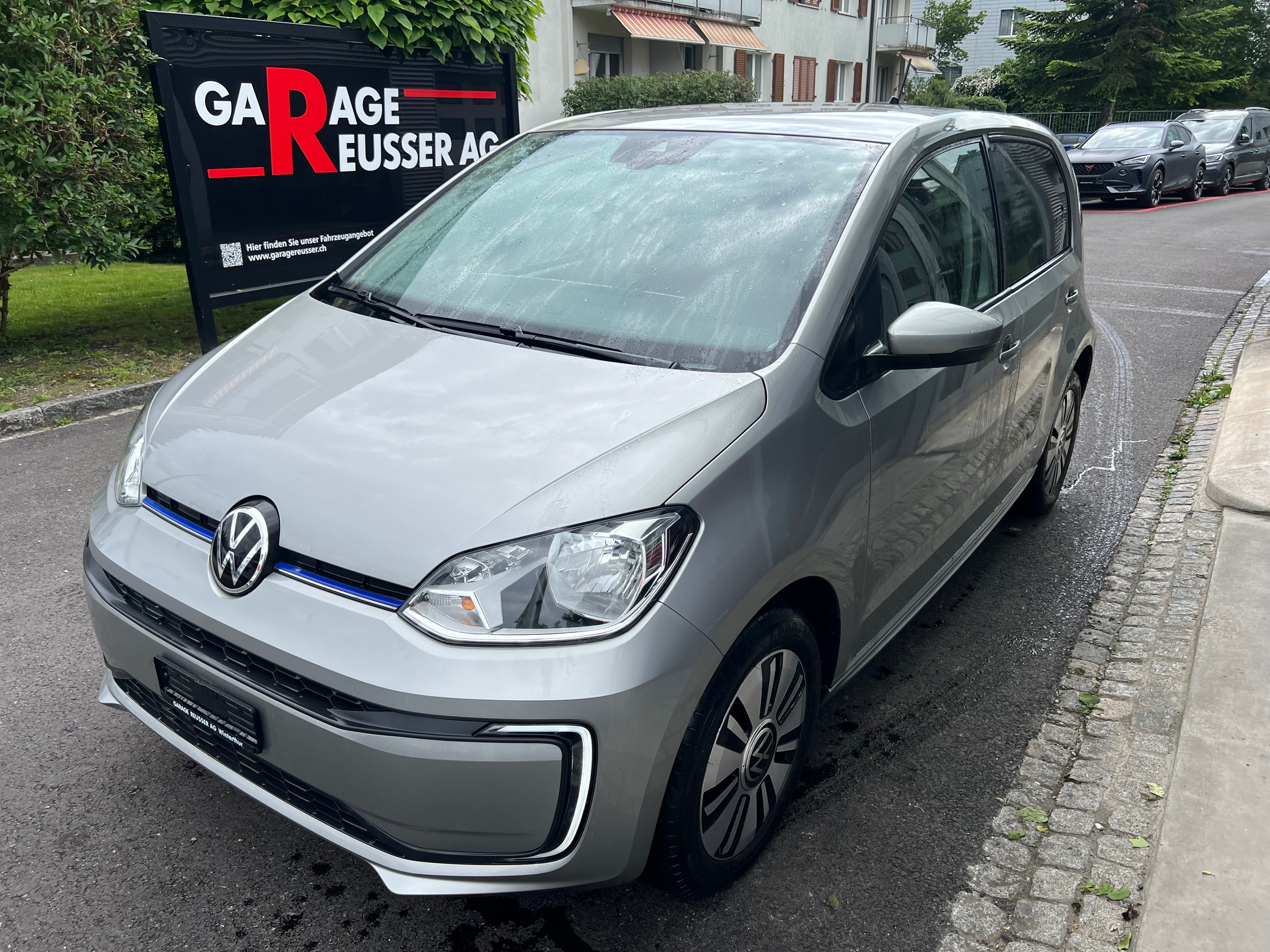 VW E-UP ***VOLLAUSSTATTUNG & NEUPREIS 31500 SFR***