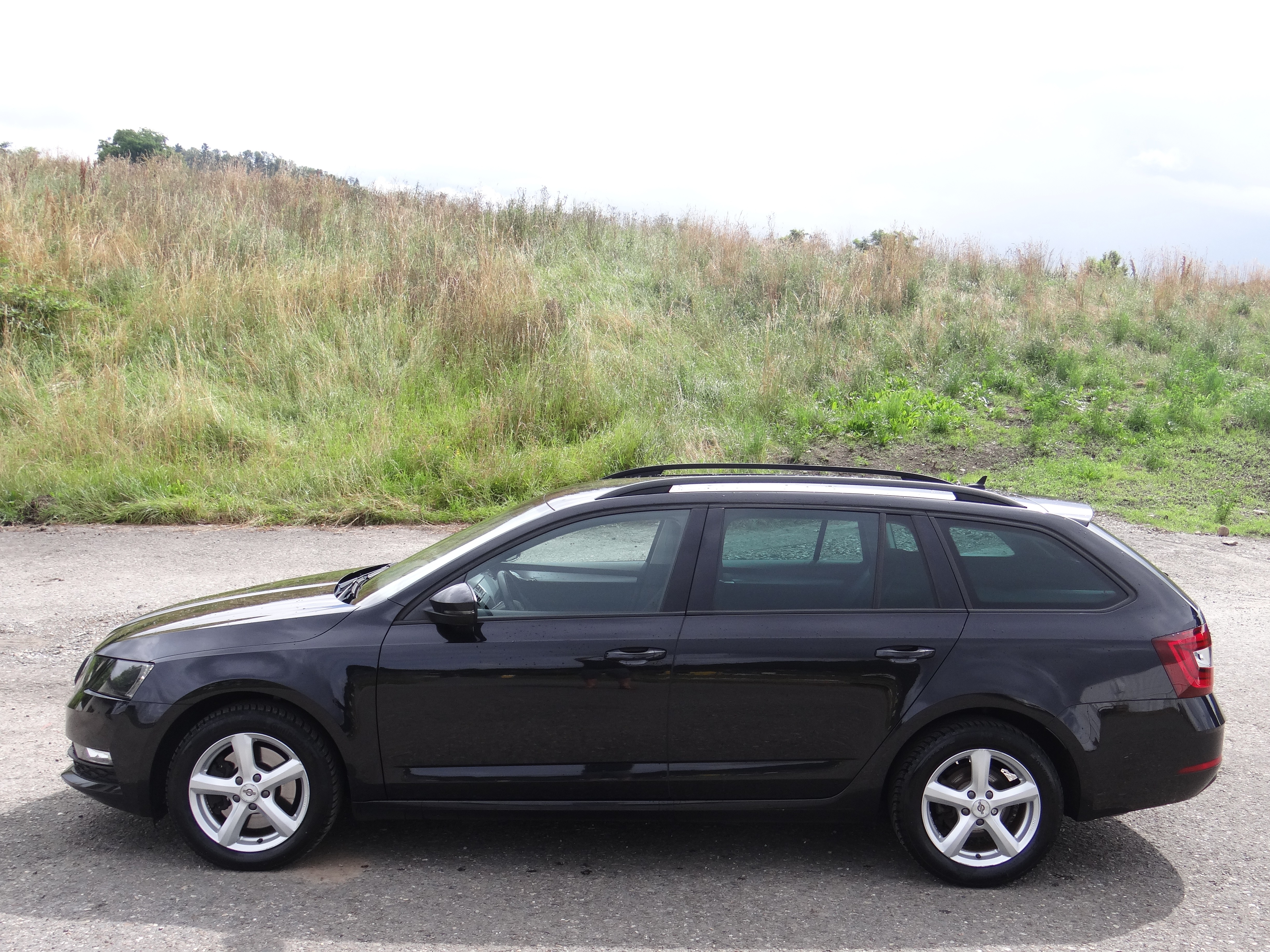 SKODA Octavia Combi 2.0 TDI Ambition 4x4