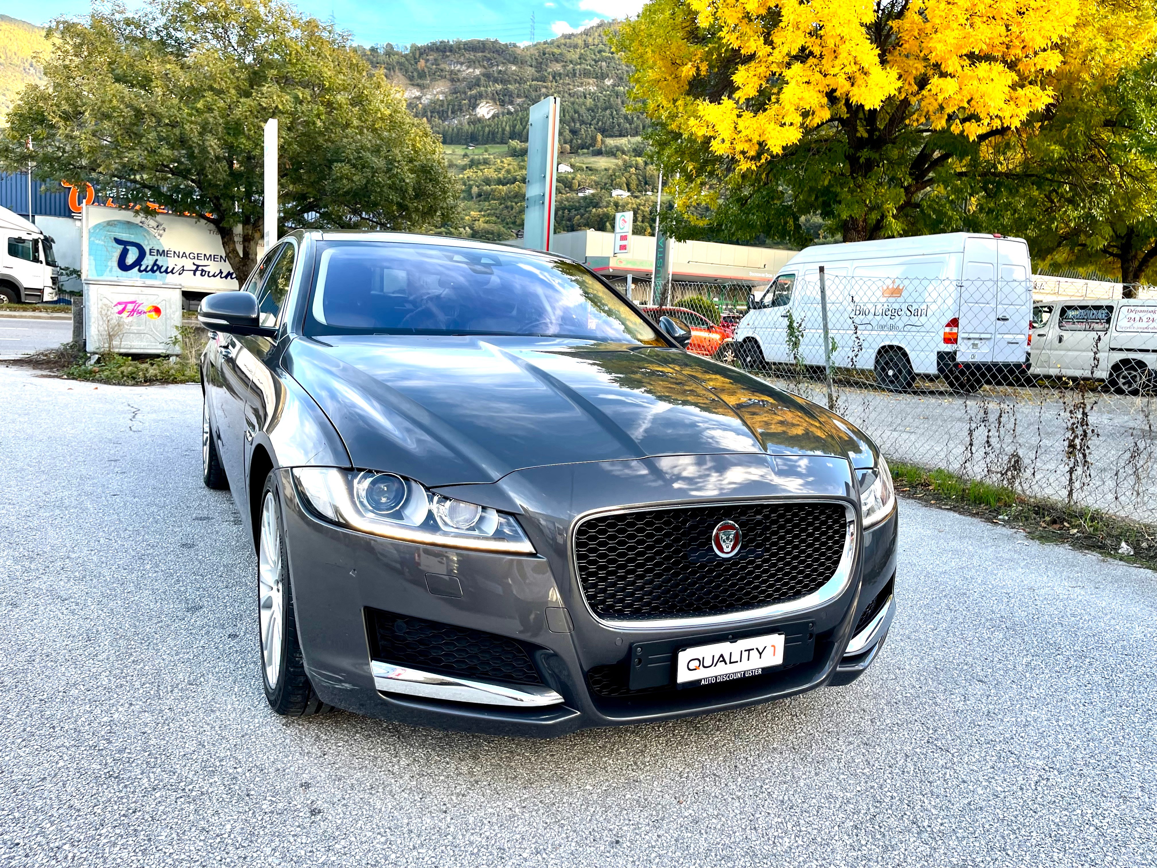 JAGUAR XF 20d R-Sport Automatic