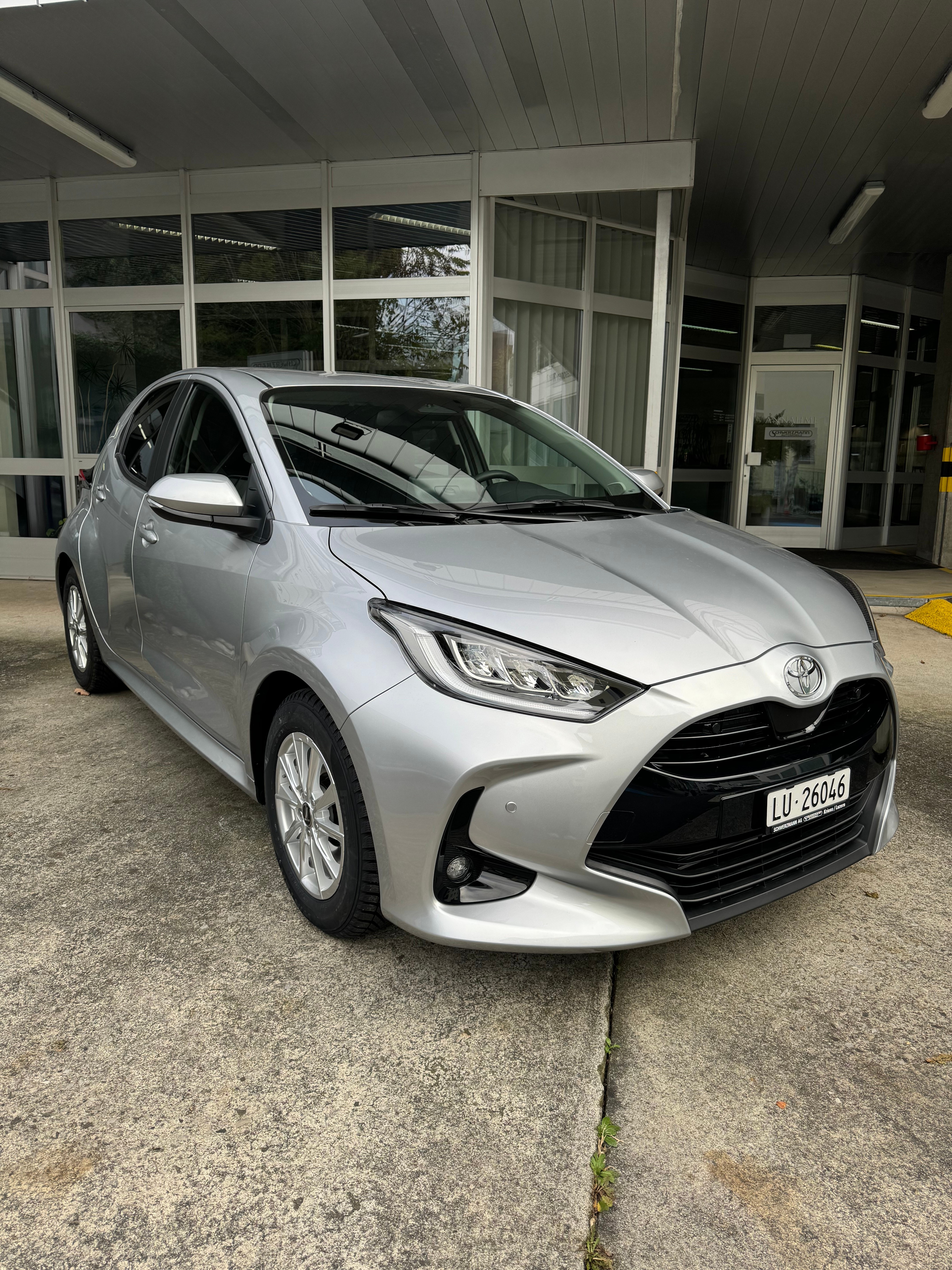 TOYOTA Yaris 1.5 Trend e-CVT