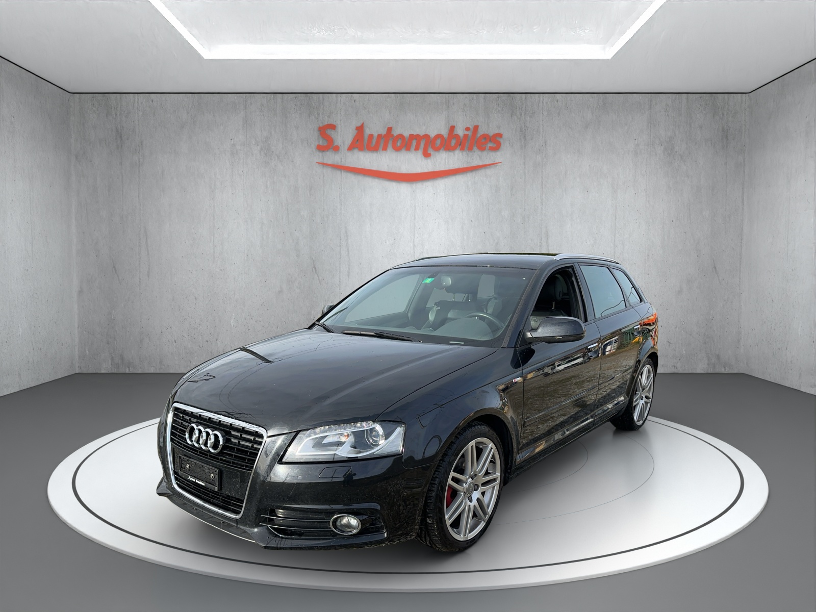 AUDI A3 S-Line SB 1.8 TFSI Attraction