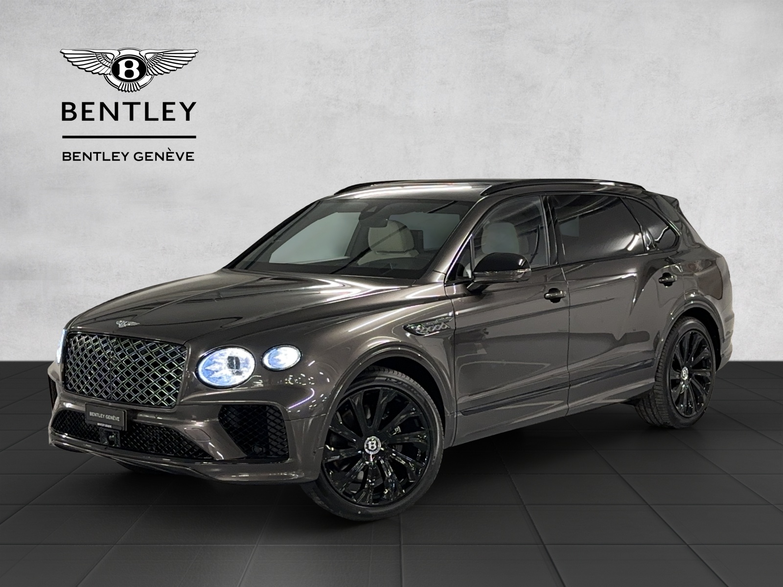 BENTLEY Bentayga EWB V8