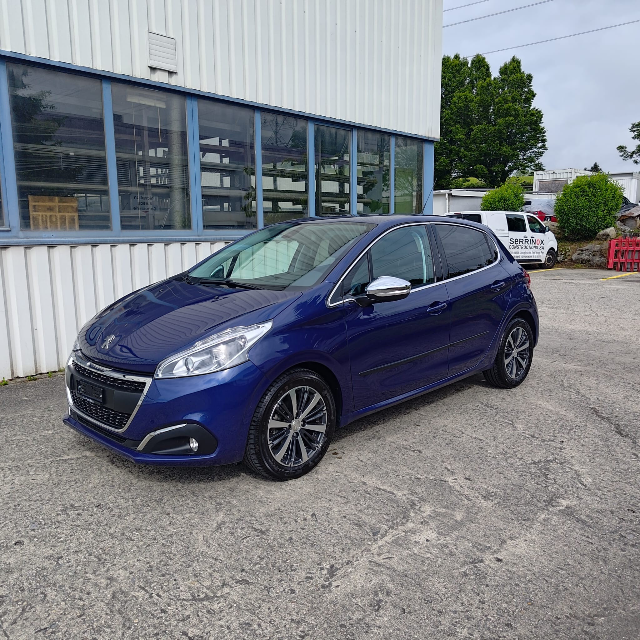 PEUGEOT 208 1.2 PureTech Style EAT6 (38)