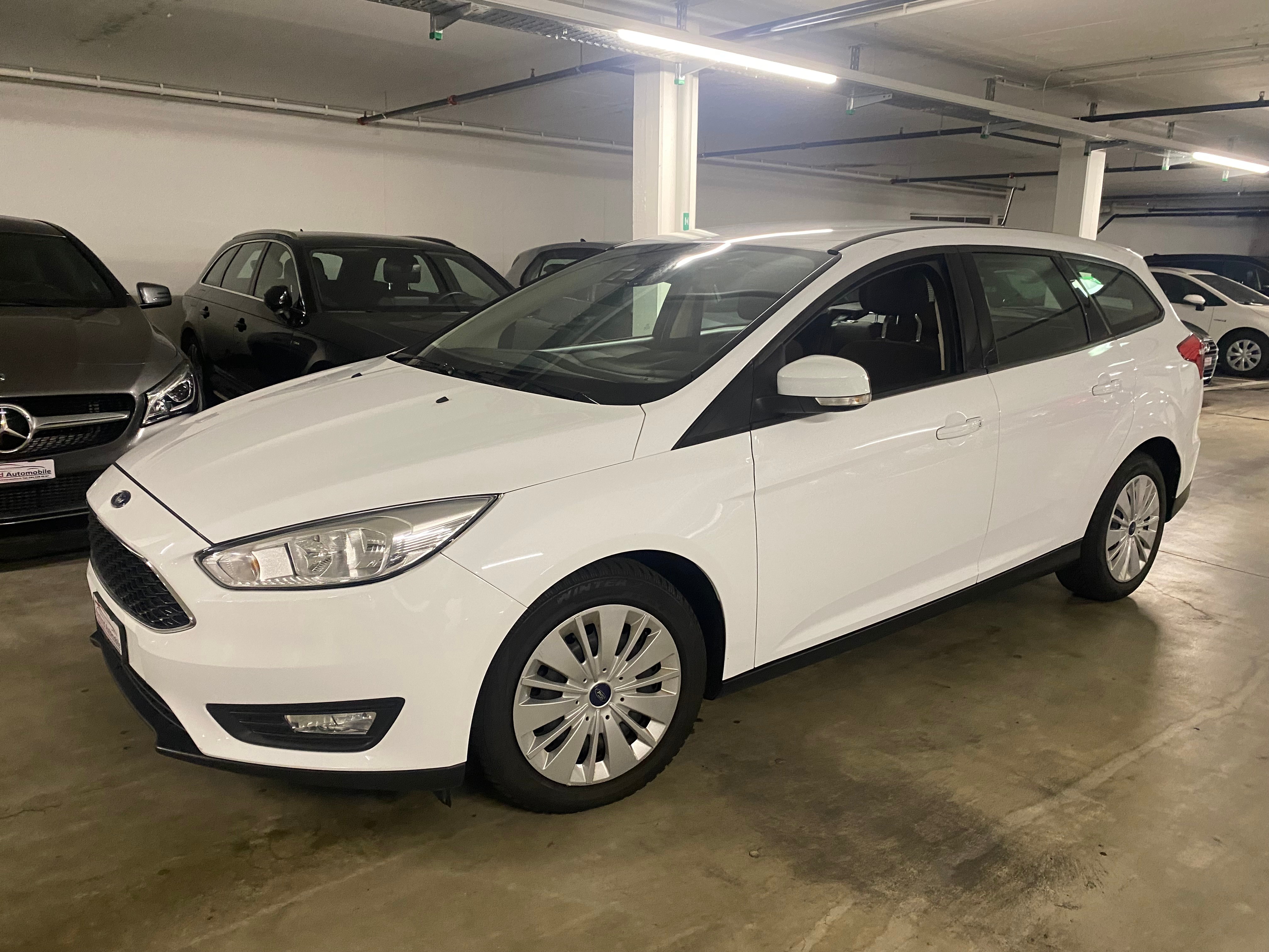 FORD Focus 1.5 TDCi Business PowerShift- Frisch Ab Mfk