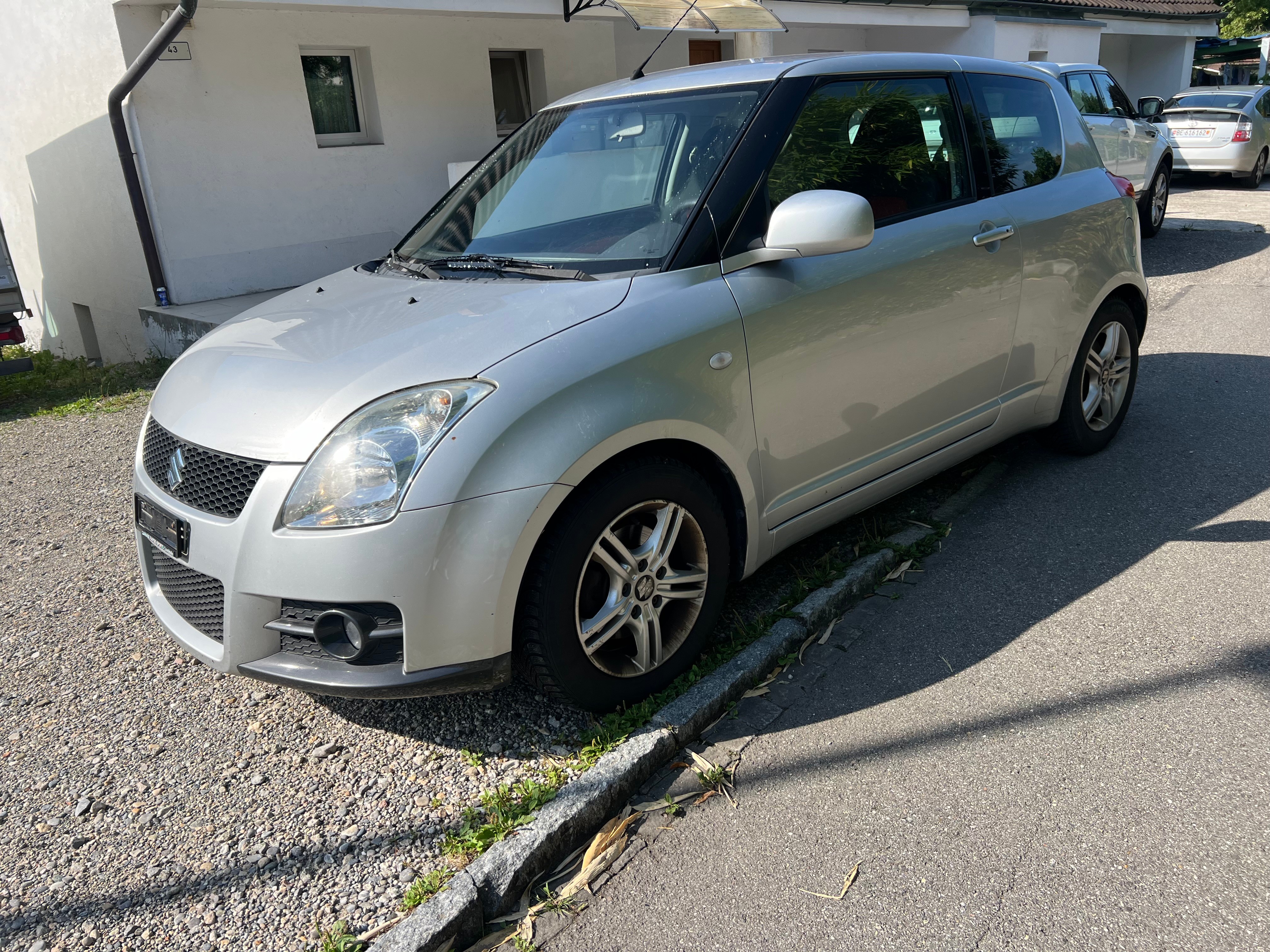 SUZUKI Swift 1.6i 16V Sport