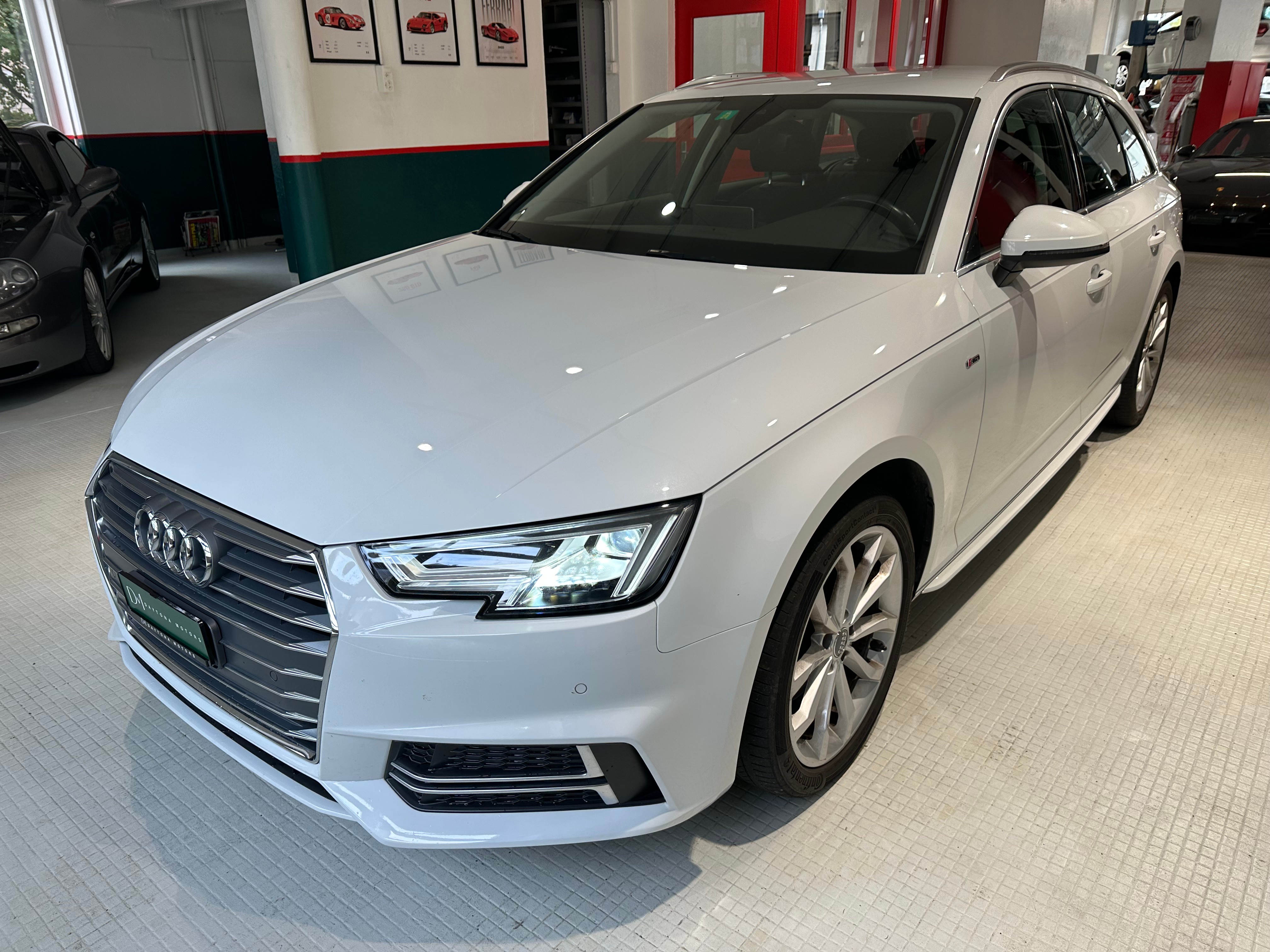 AUDI A4 Avant 2.0 TFSI Design S-tronic