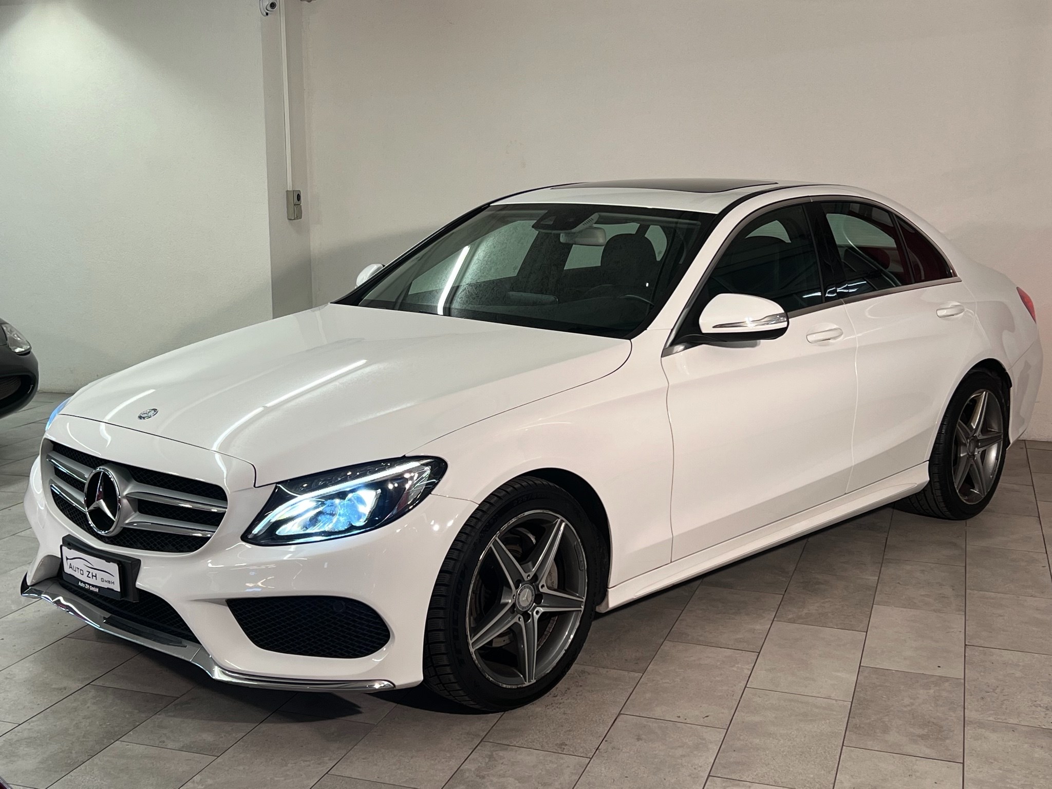 MERCEDES-BENZ C 220 BlueTEC AMG Line 7G-Tronic