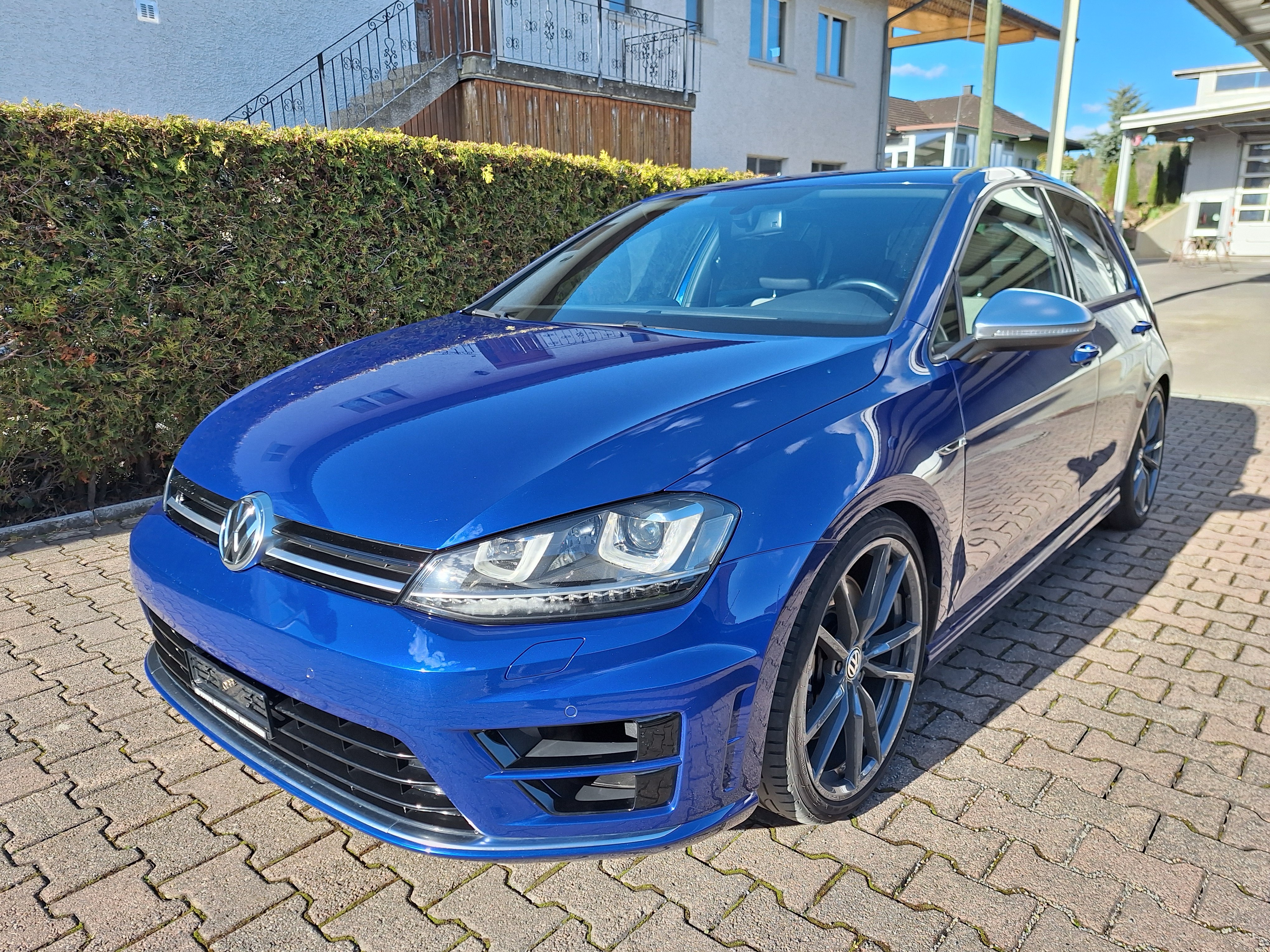 VW Golf 2.0 TSI R 4Motion