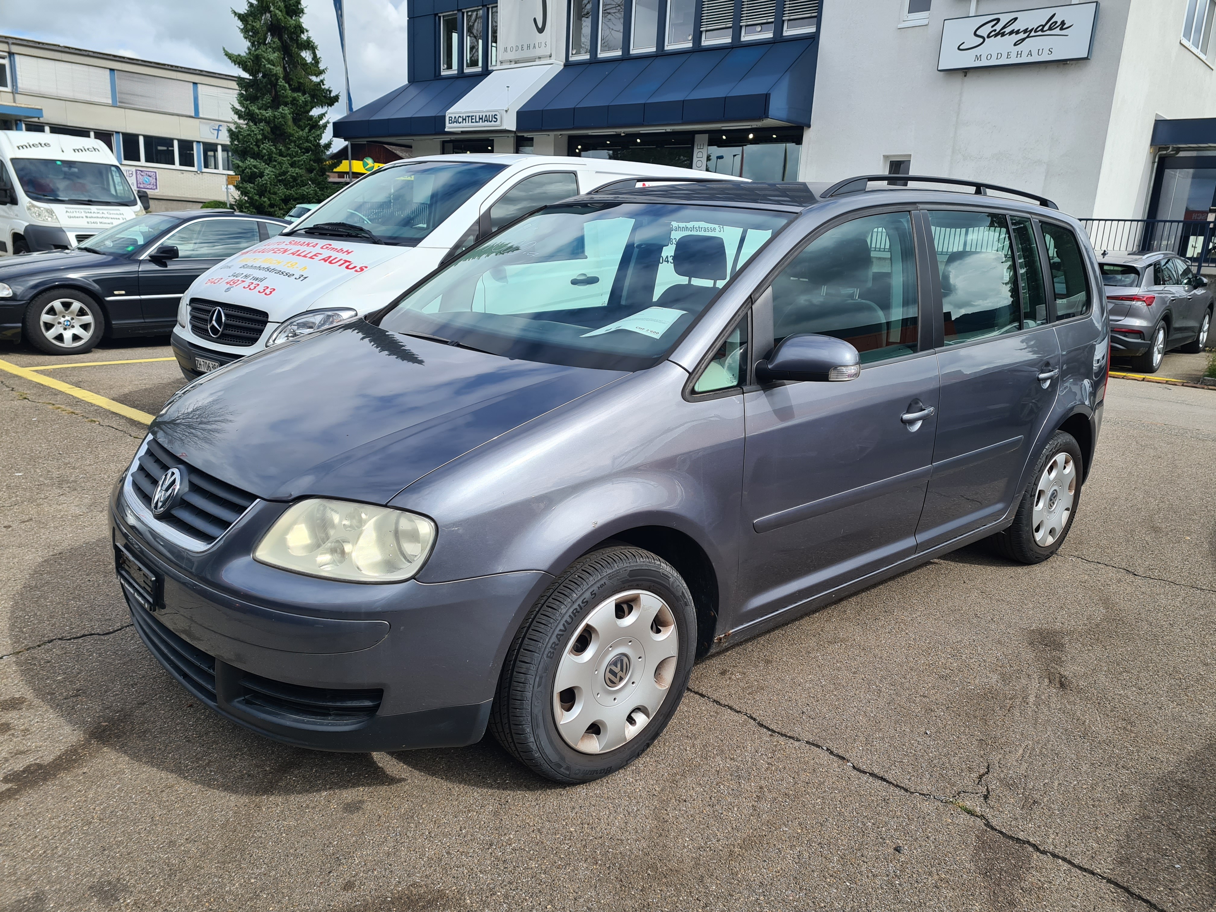 VW Touran 1.6 FSI Trendline