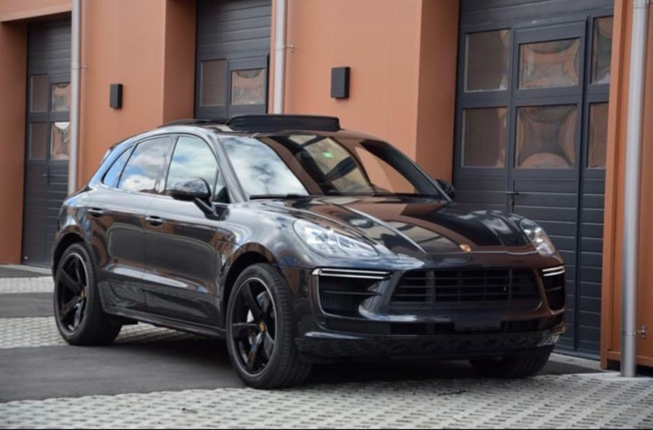 PORSCHE Macan Turbo PDK