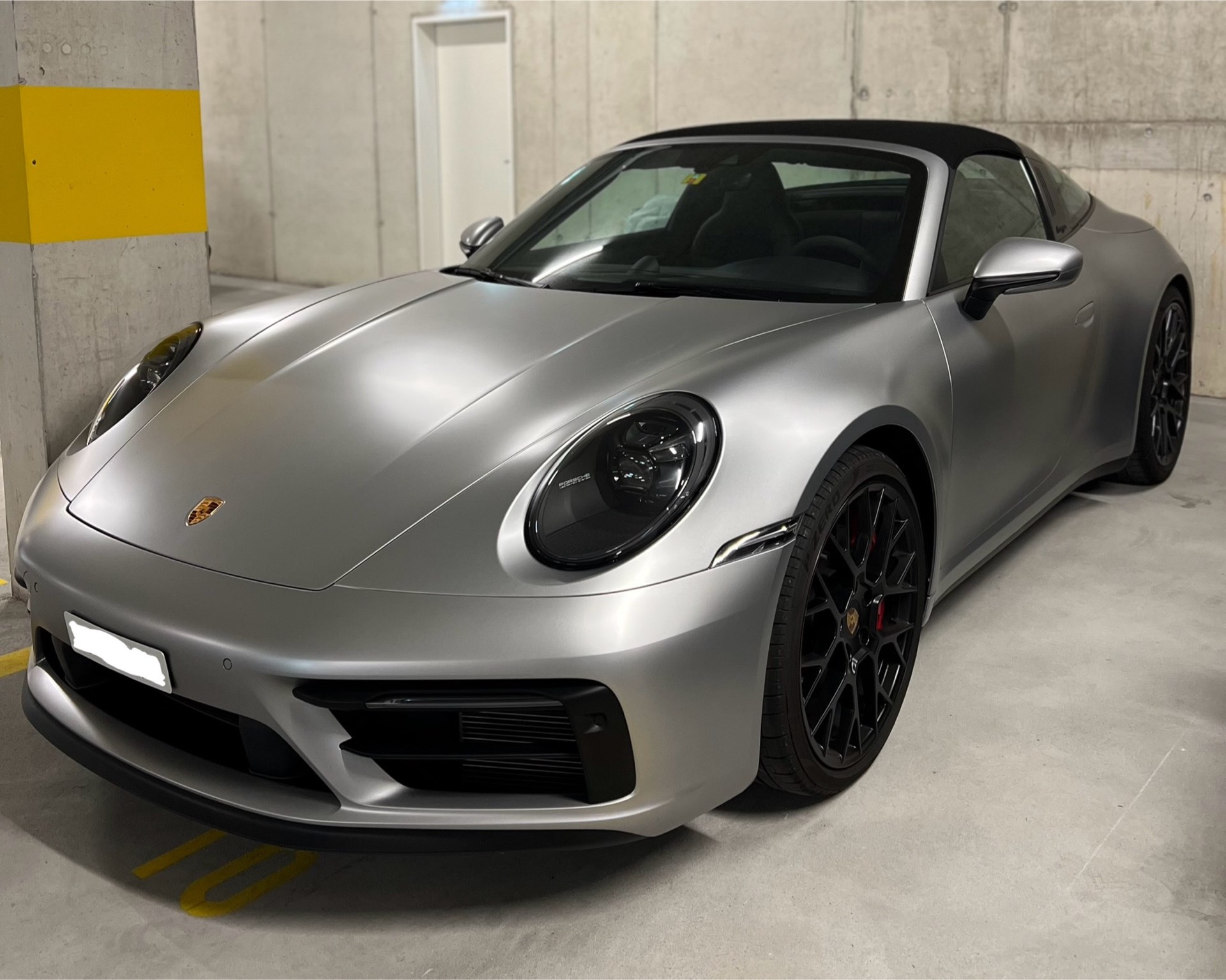 PORSCHE 911 Targa 4 GTS PDK | 2023 Modell | Komplettfoliert | Gar. 10/26 | PDCC | HA-Lenkung