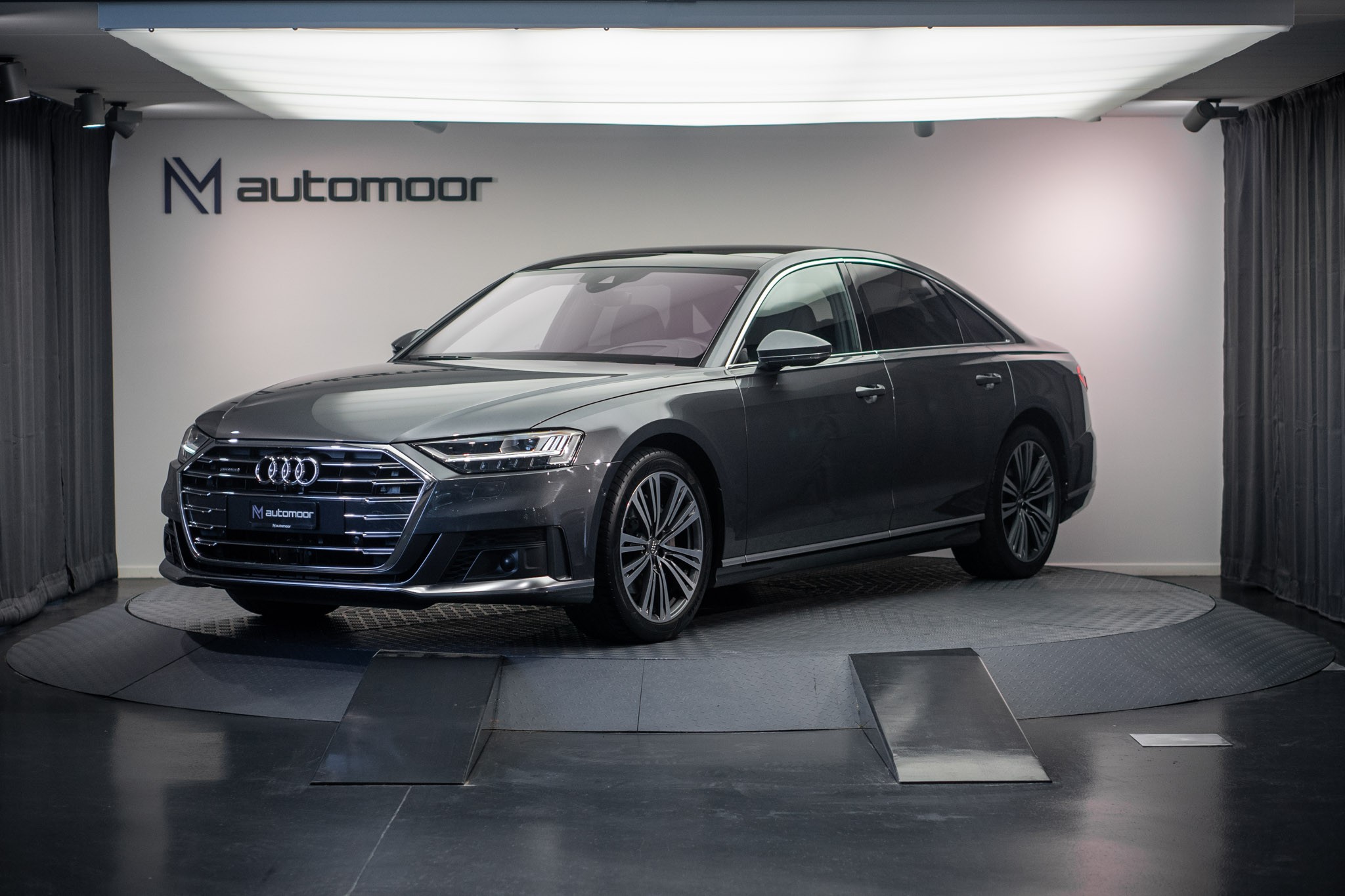 AUDI A8 50 TDI quattro tiptronic *S-Line*