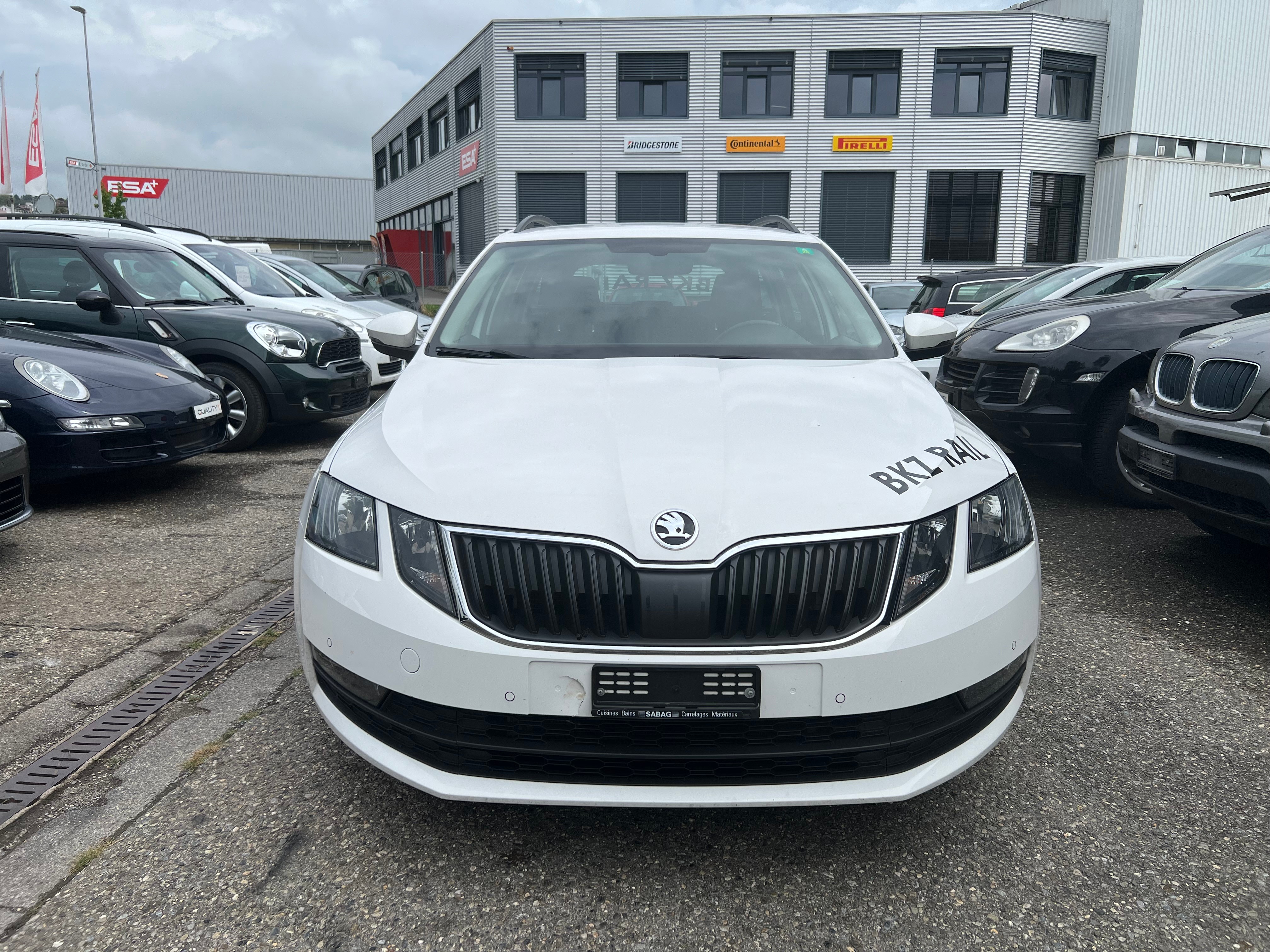 SKODA Octavia Combi 2.0 TDI Ambition DSG