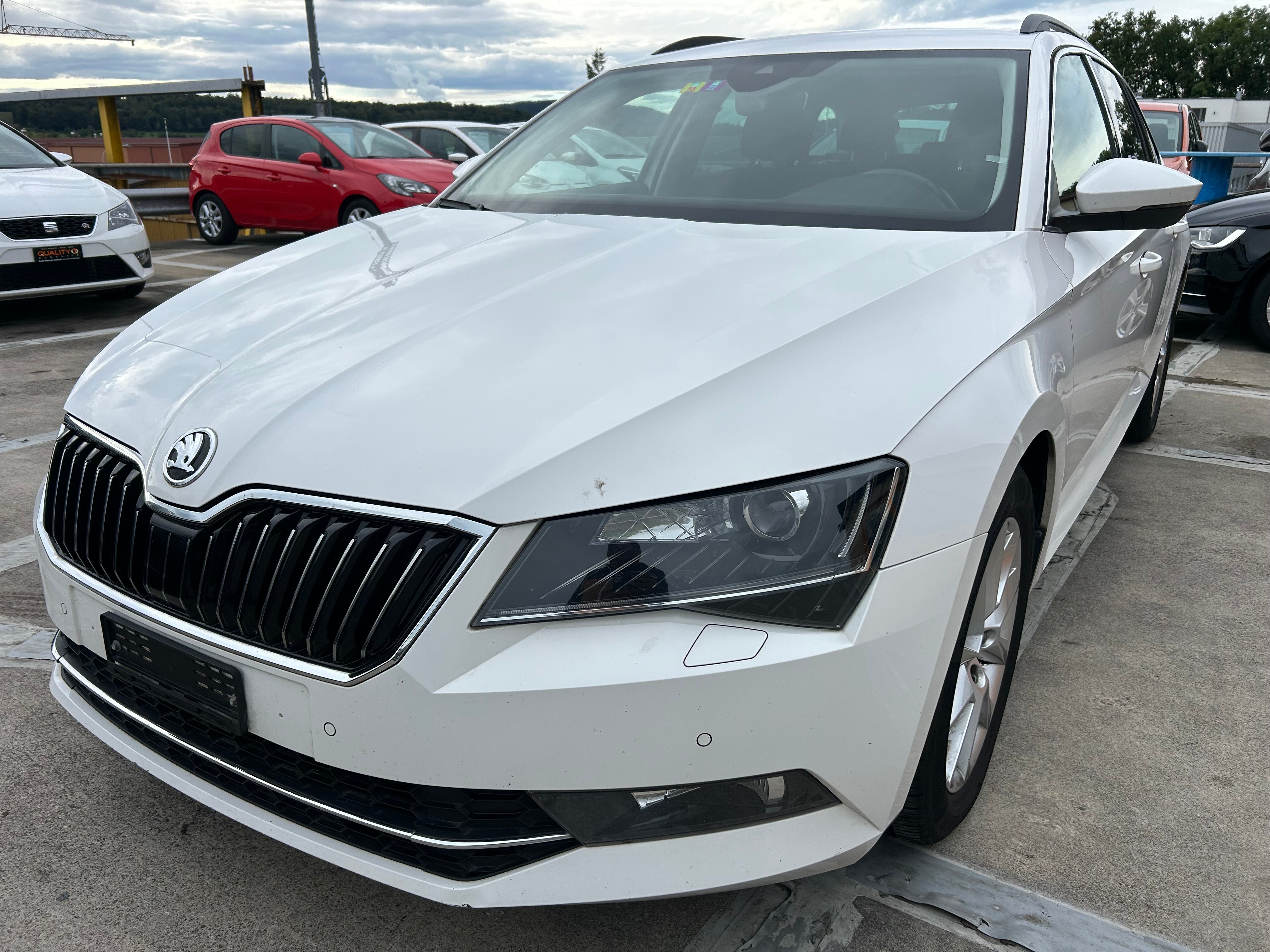 SKODA Superb Combi 2.0 TDi Style 4x4 DSG