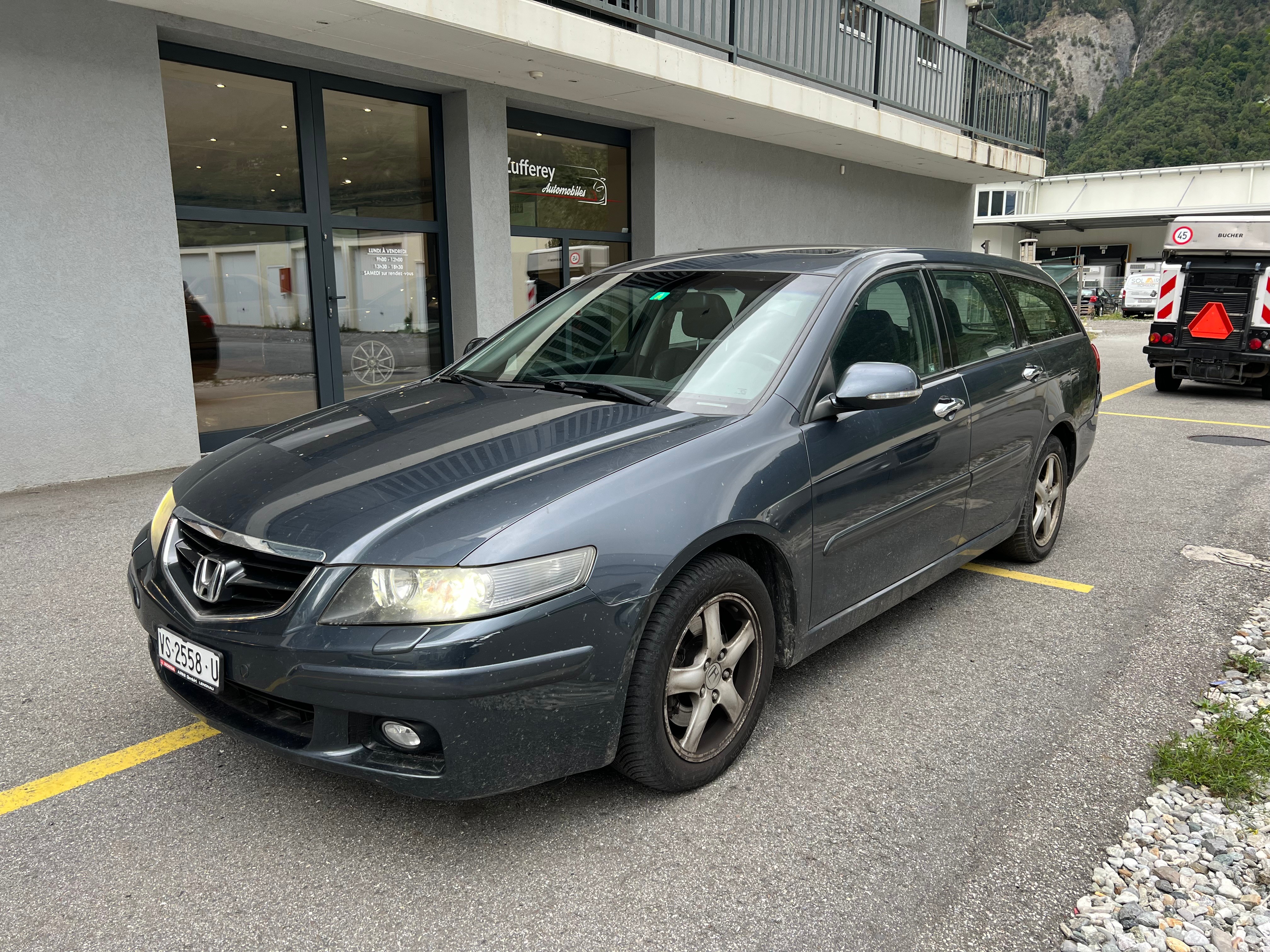 HONDA Accord Tourer 2.4i Executive Automatic