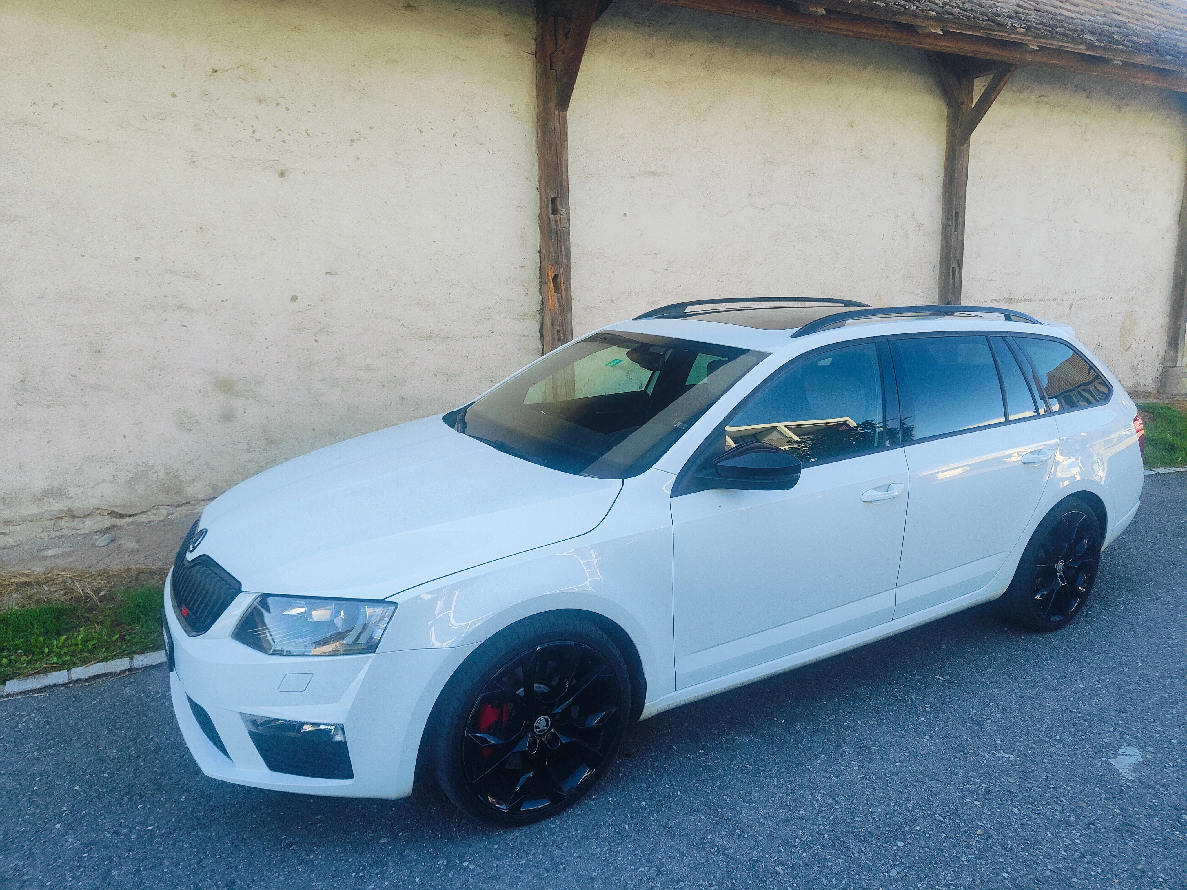 SKODA Octavia Combi 2.0 TSI RS DSG