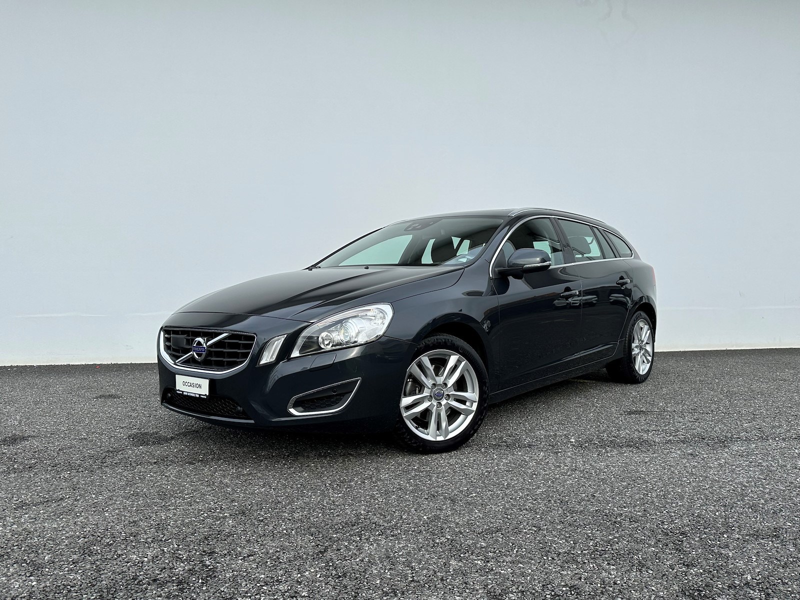 VOLVO V60 2.0 D3 Summum S/S