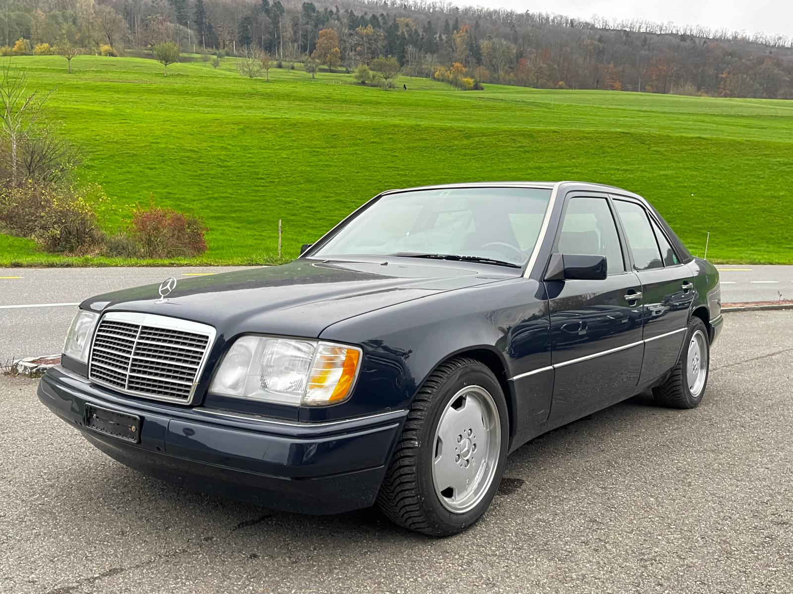 MERCEDES-BENZ E 200 D Business Automatic