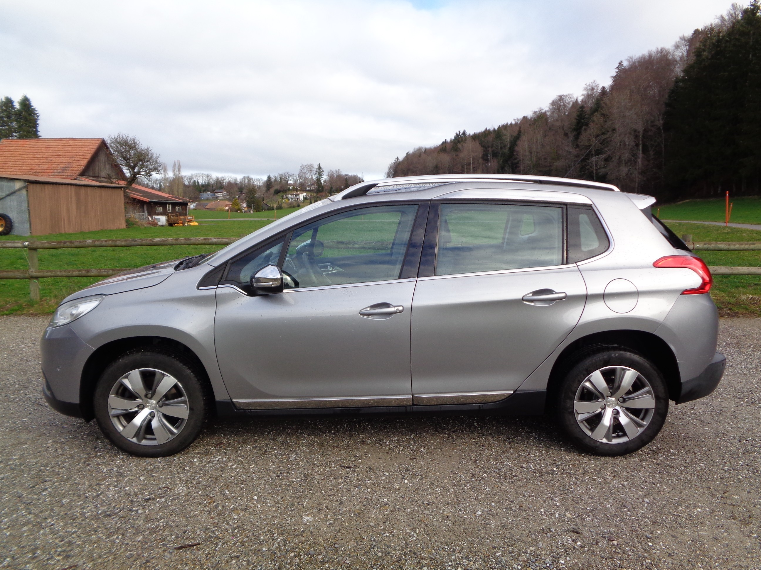 PEUGEOT 2008 1.6 VTI Allure Automatic