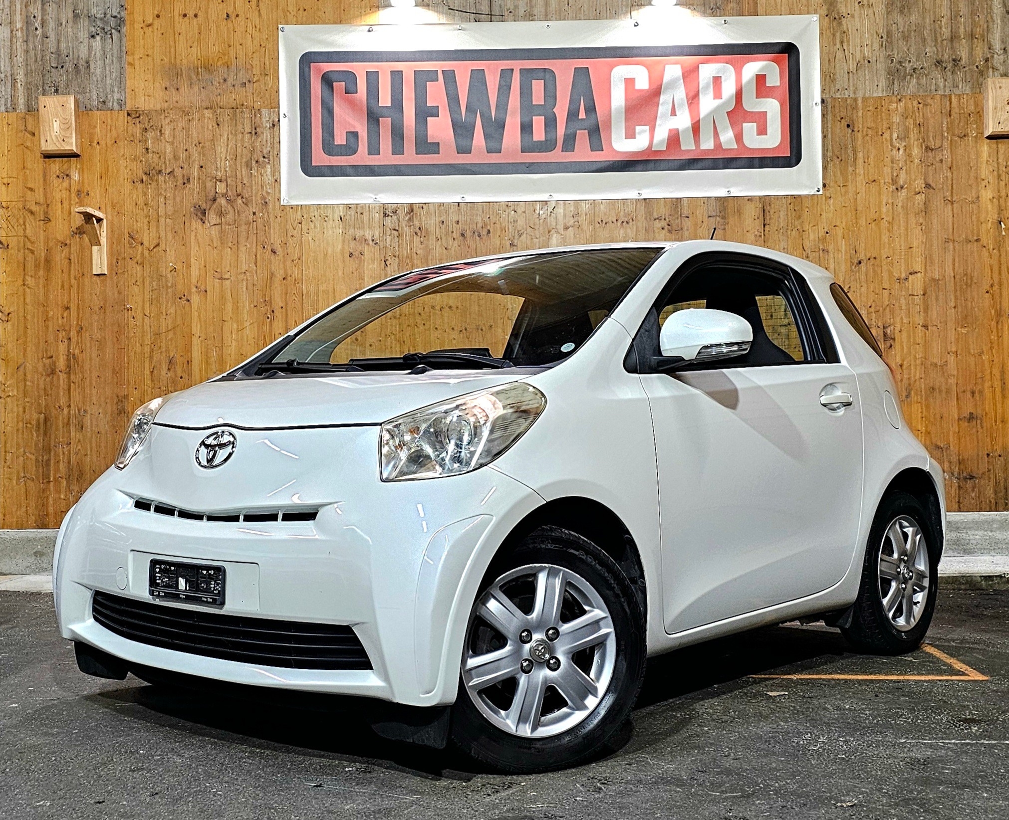 TOYOTA iQ 1.0 VVT-i