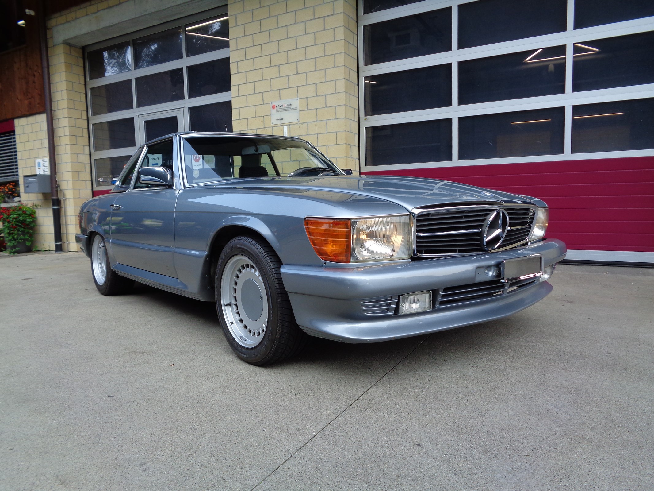 MERCEDES-BENZ SL 280