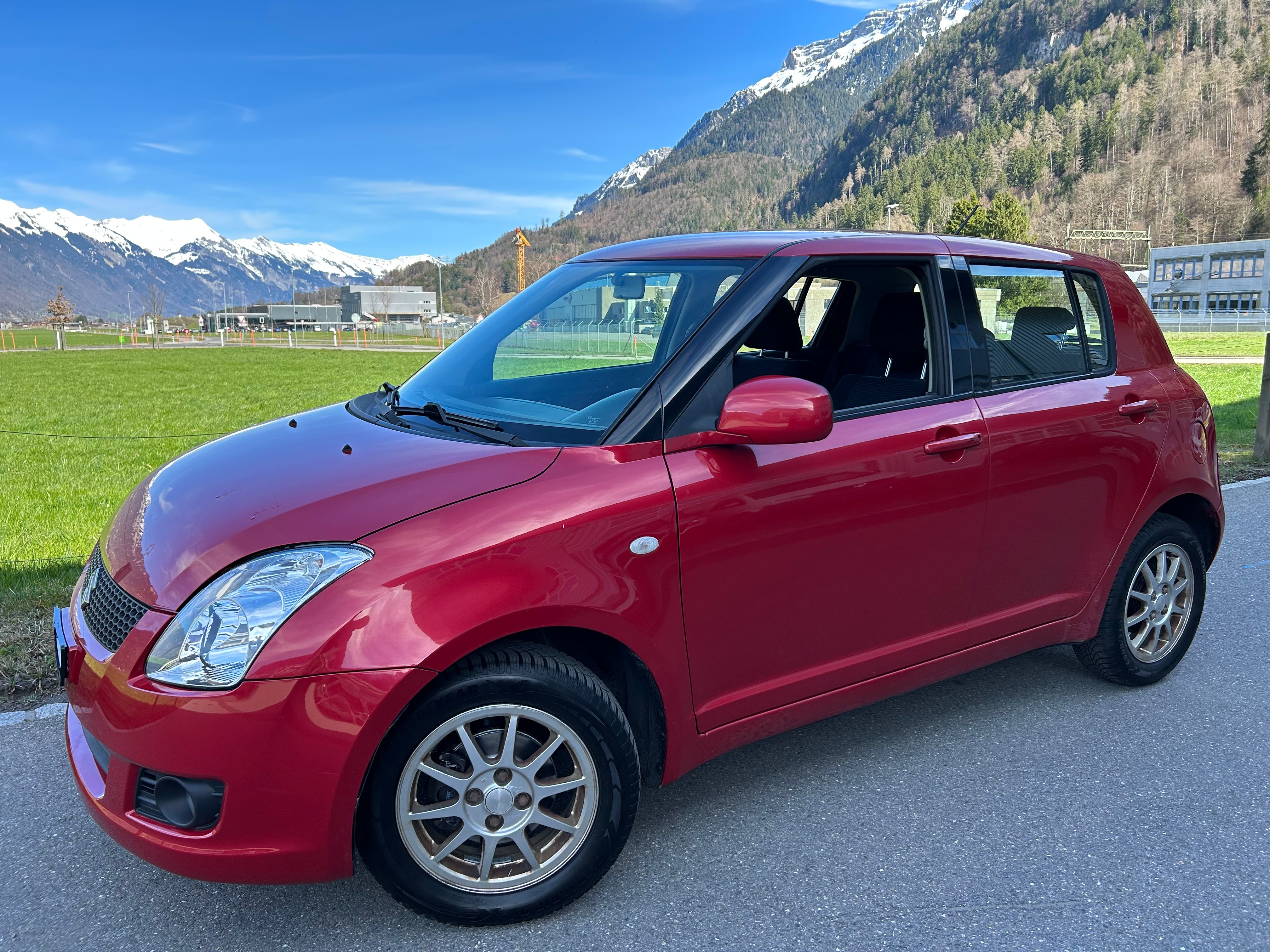 SUZUKI Swift 1.3i 16V GL 4x4