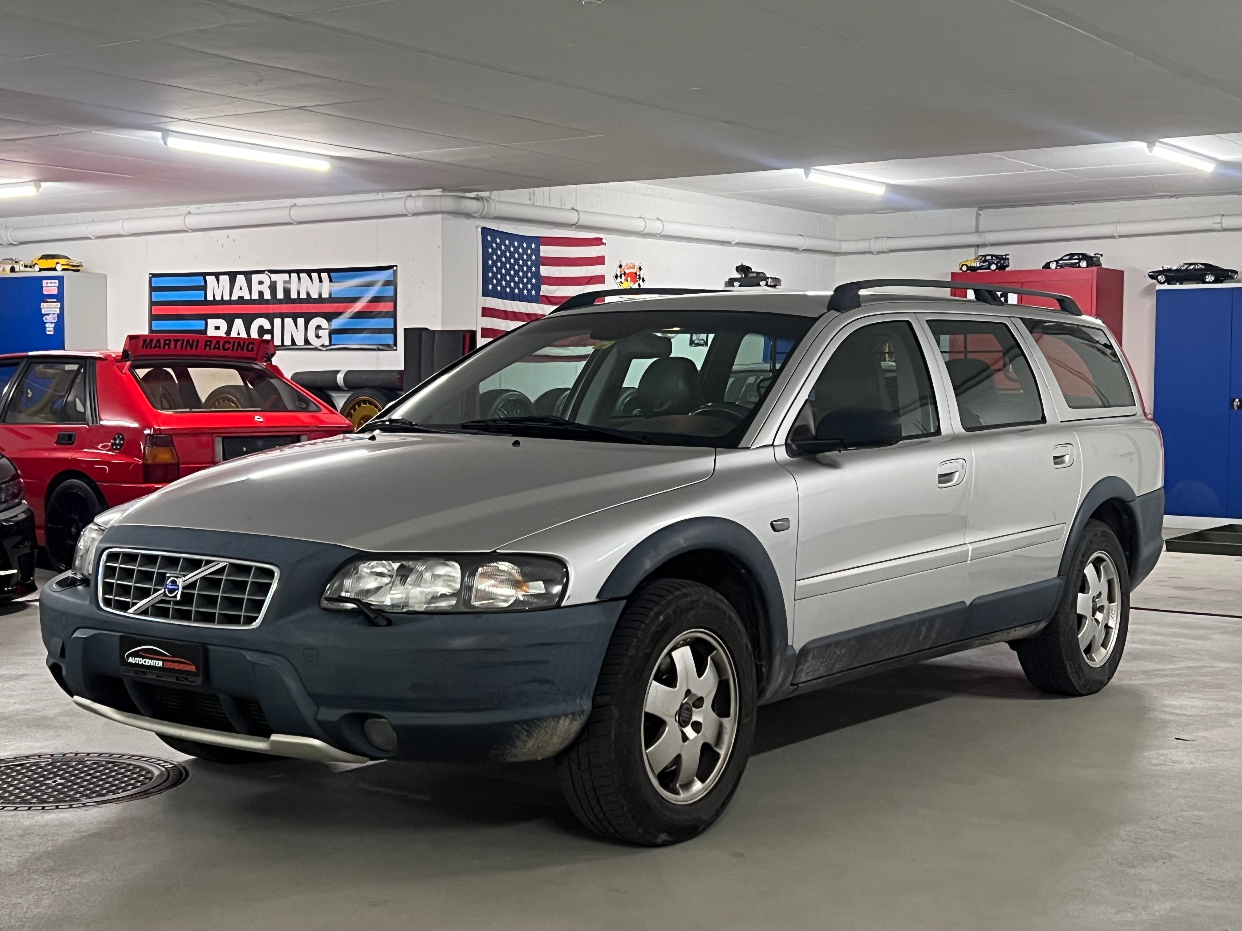 VOLVO XC70 2.5T AWD Automatik