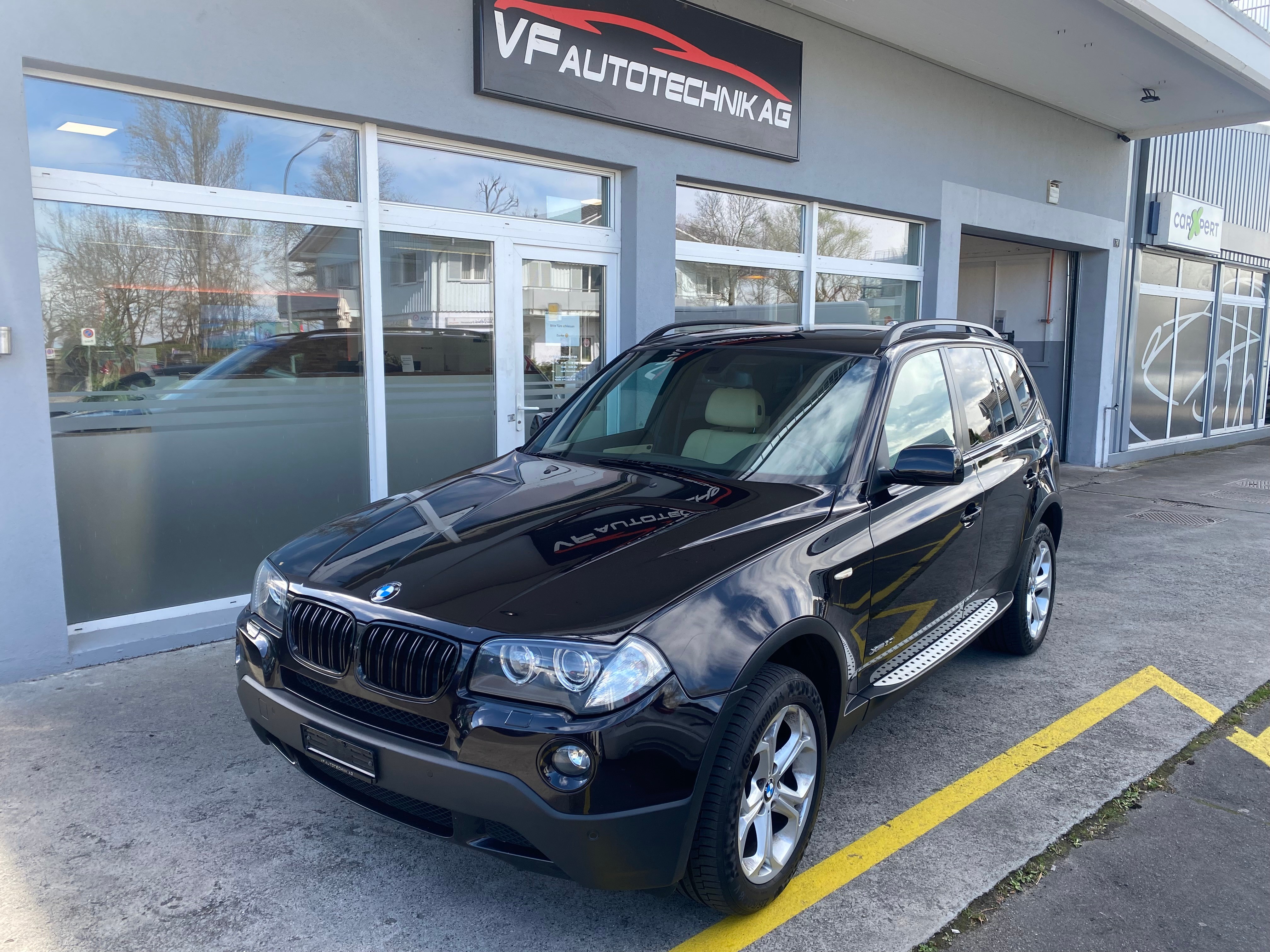 BMW X3 xDrive 30i (3.0si)