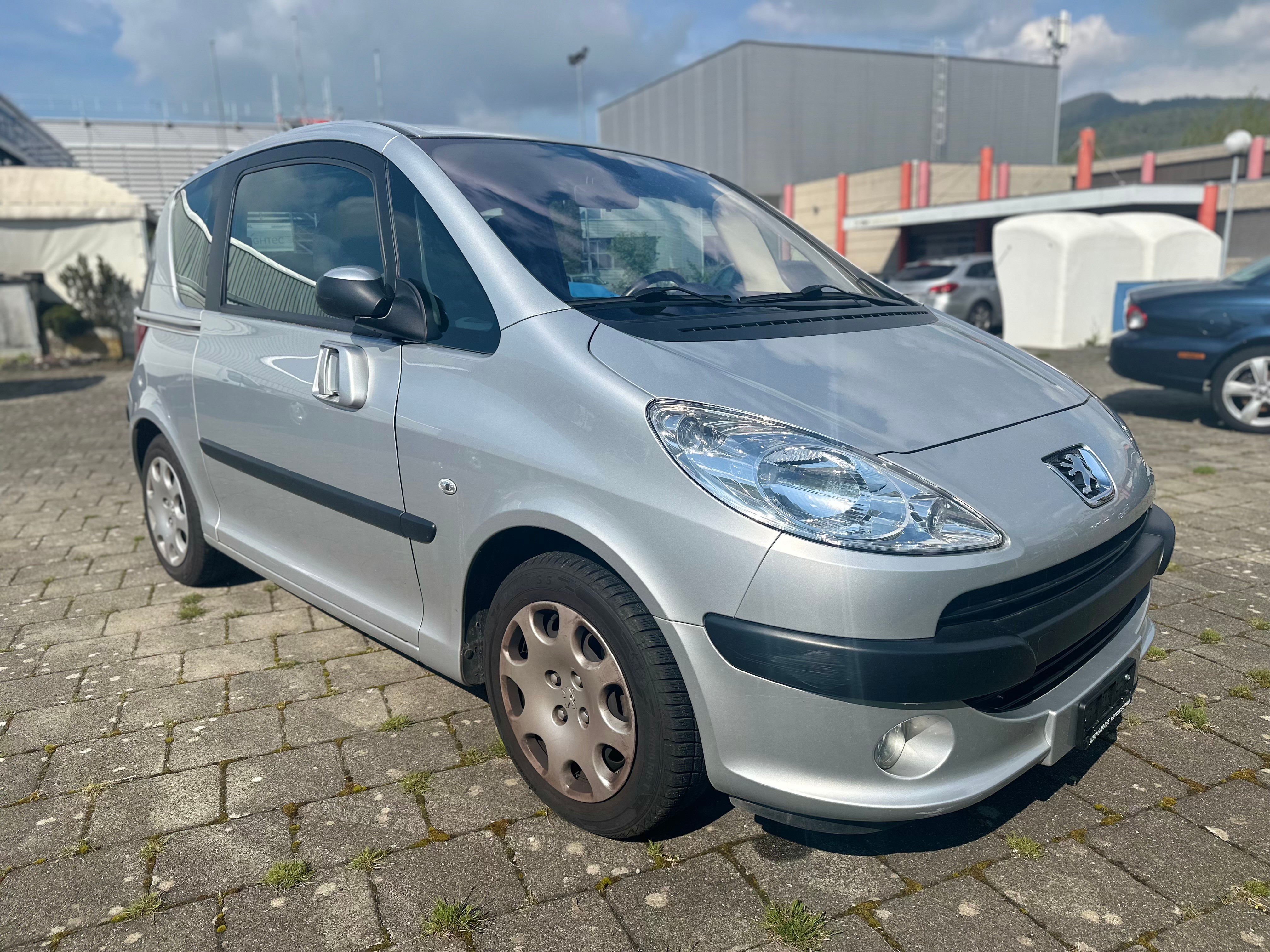 PEUGEOT 1007 1.6 Trendy 2-Tronic