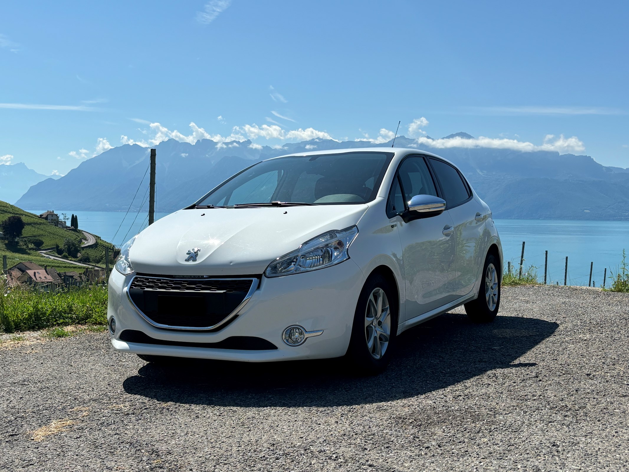 PEUGEOT 208 1.2 VTI Style