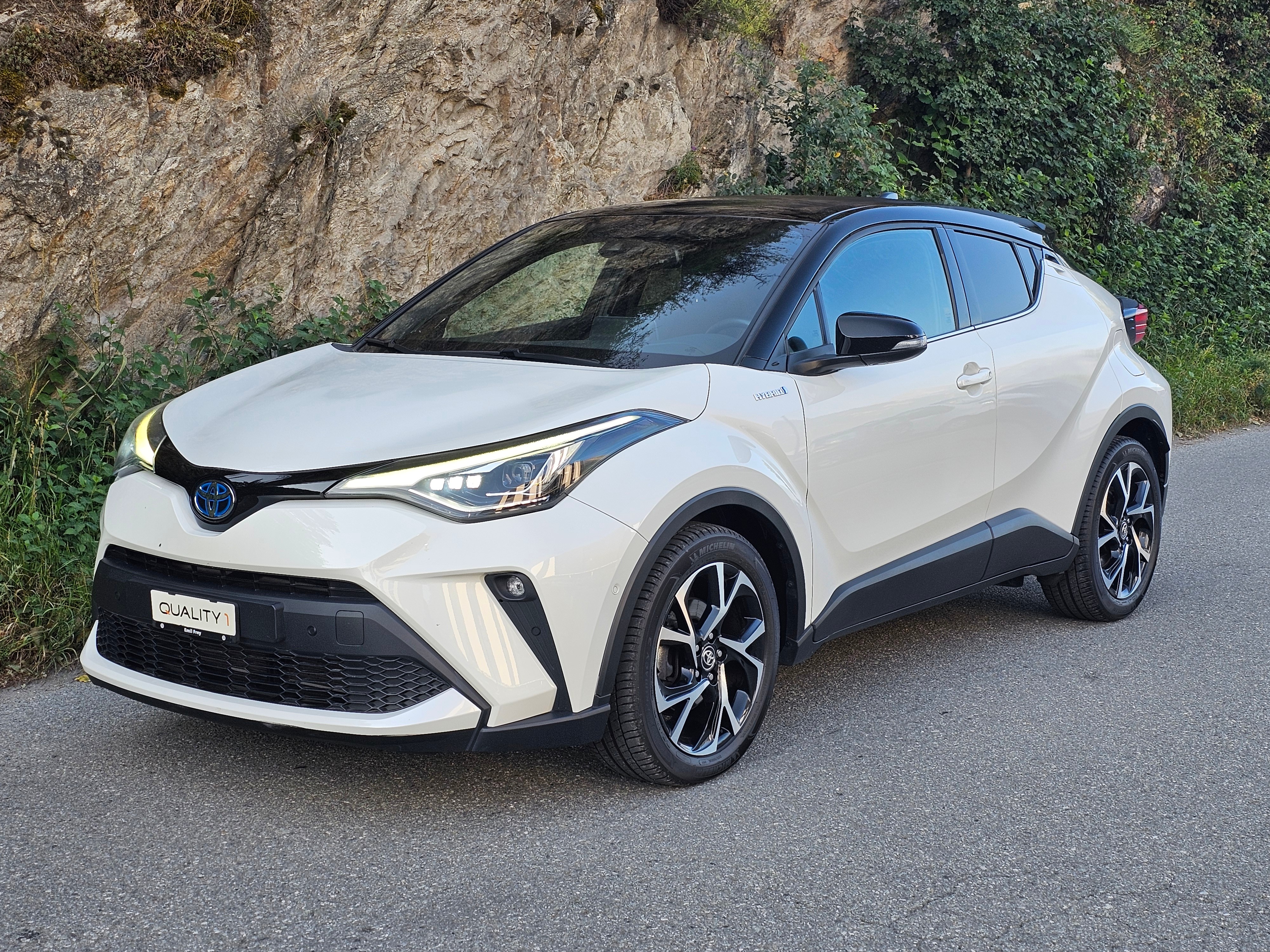 TOYOTA C-HR 2.0 HSD CVT Trend