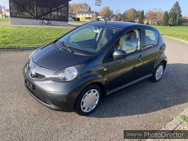 TOYOTA Aygo 1.0 Linea Luna