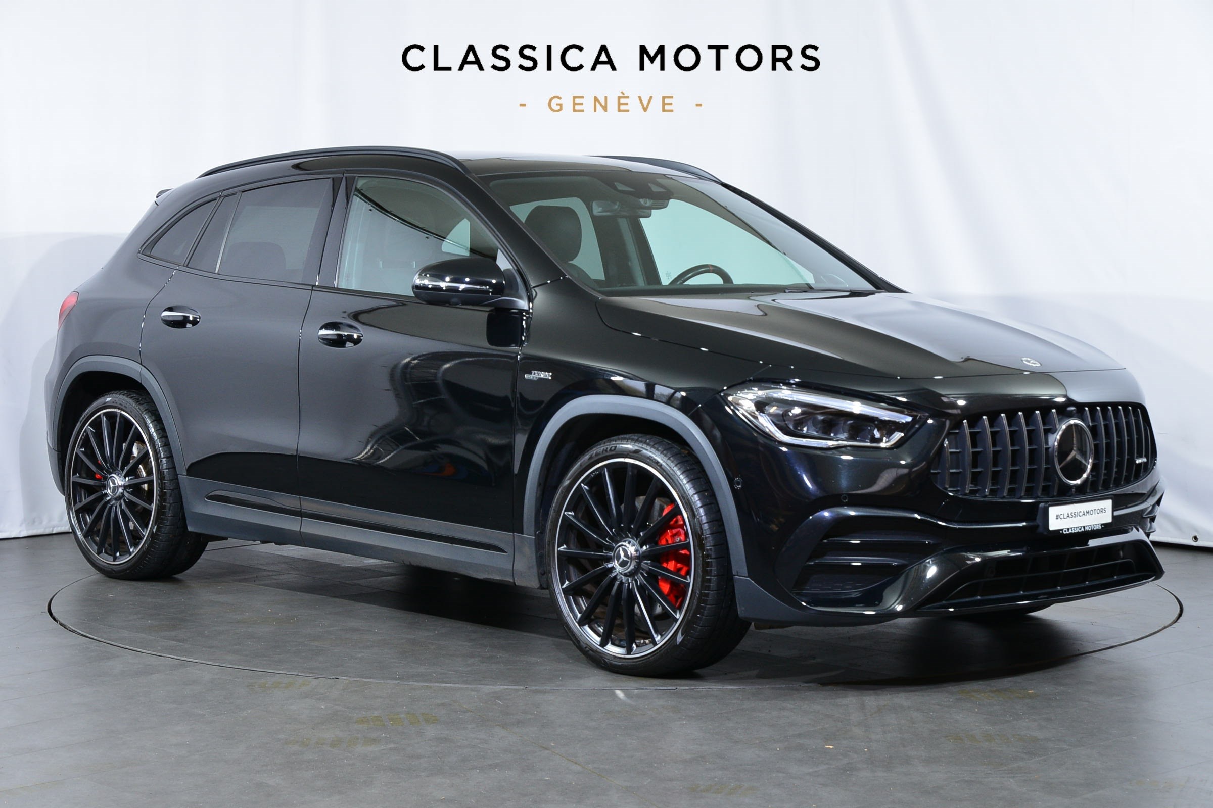 MERCEDES-BENZ GLA 35 AMG 4Matic 8G-Speedshift DCT