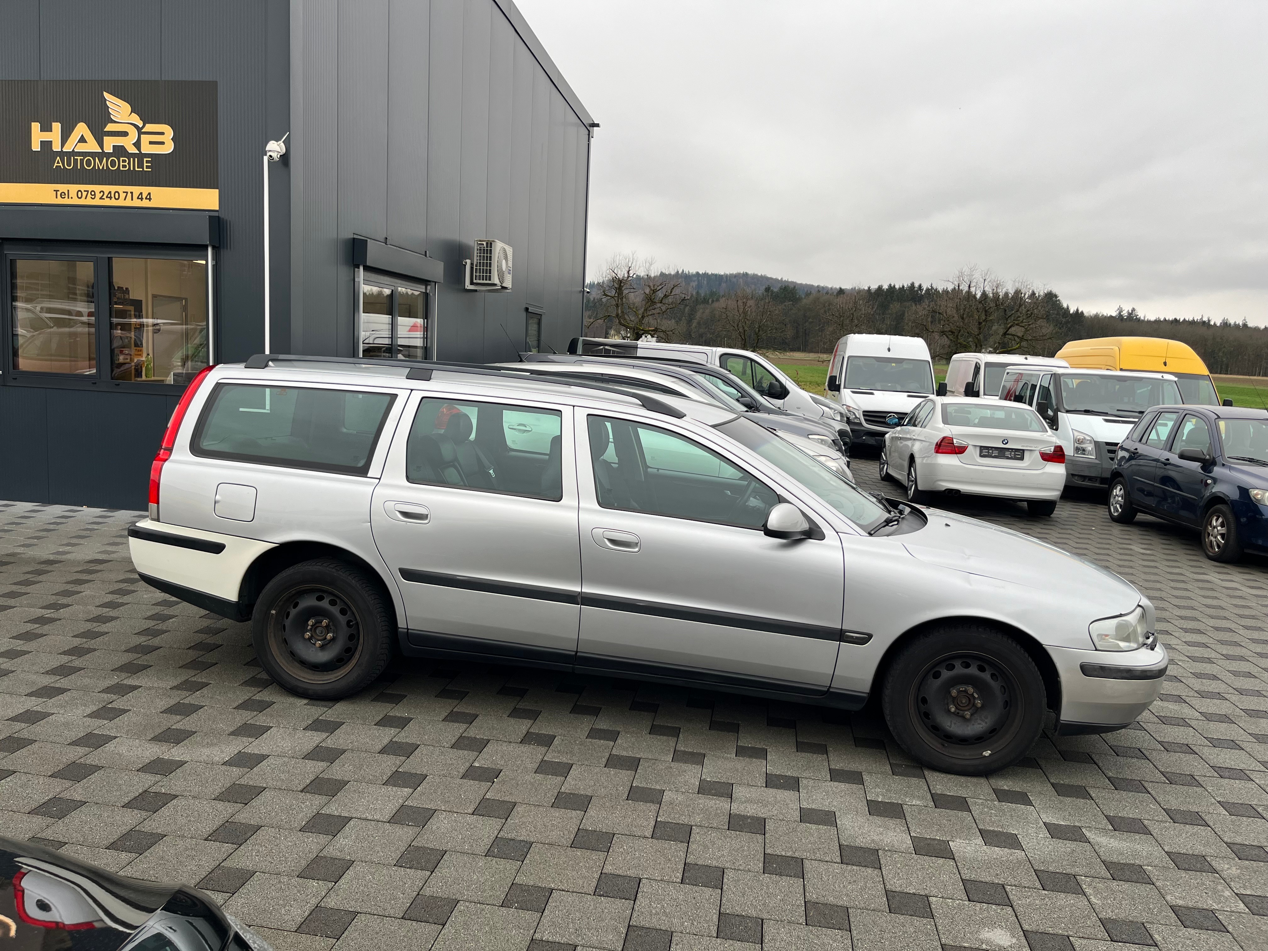 VOLVO V70 2.5T AWD