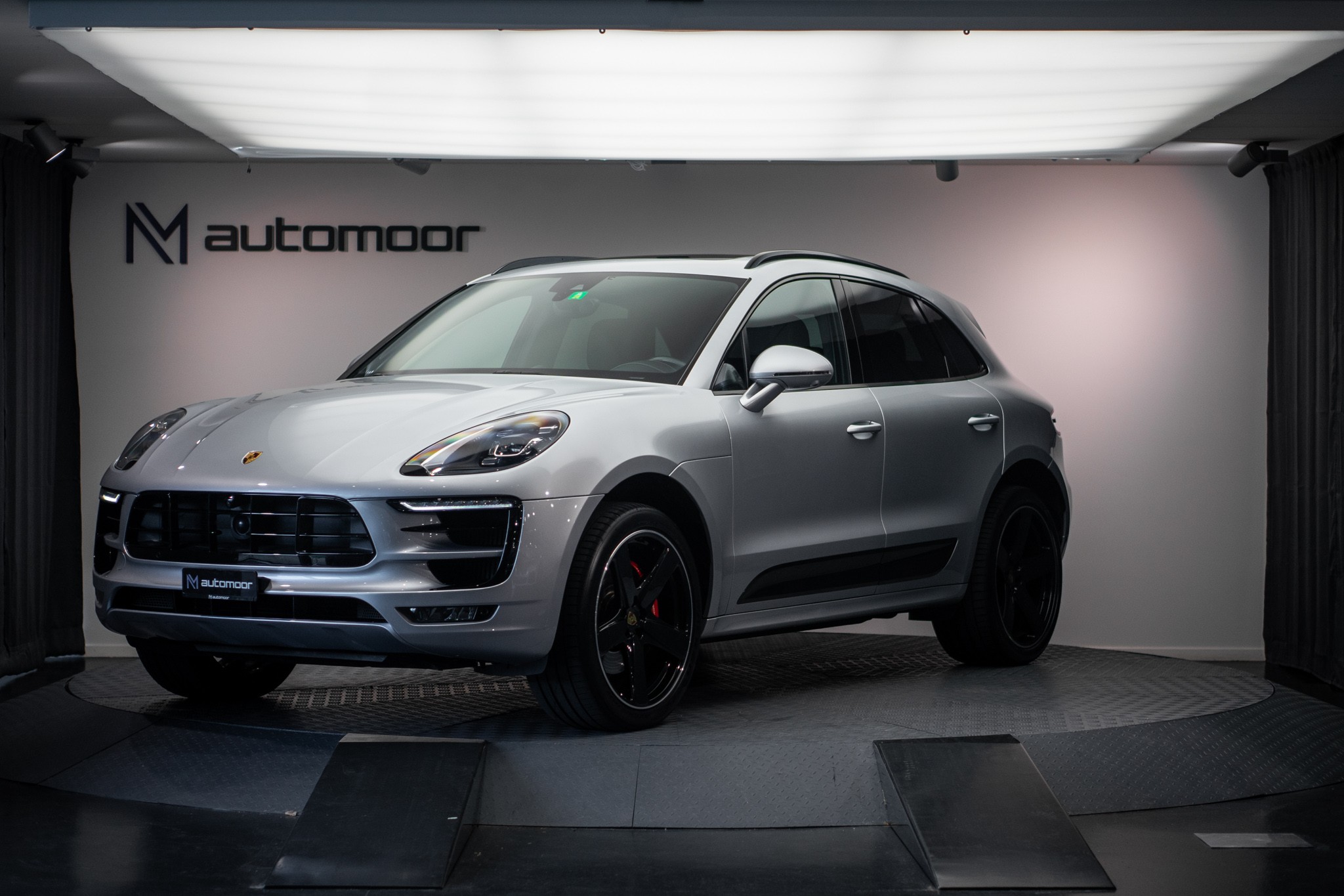 PORSCHE Macan Turbo PDK *PASM* *Chrono* *Panorama* *Keyless*