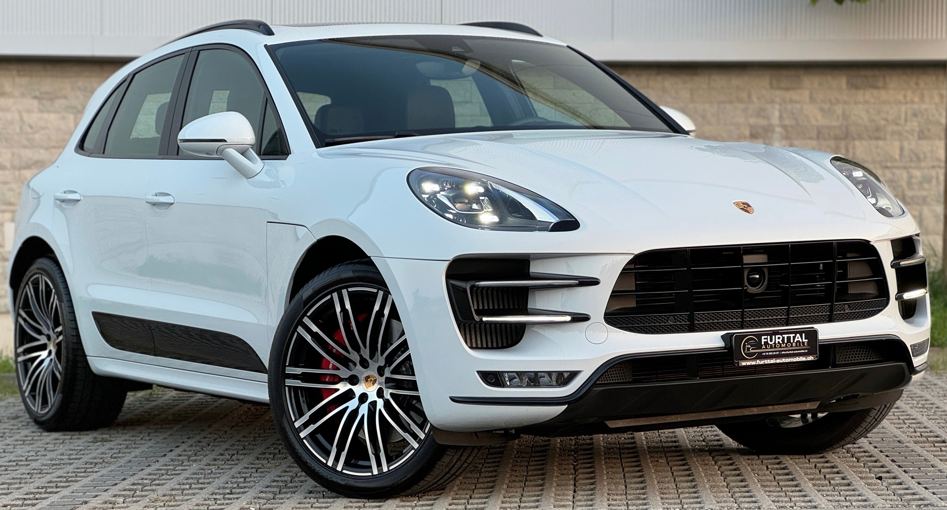 PORSCHE Macan Turbo Performance PDK - Performance Paket