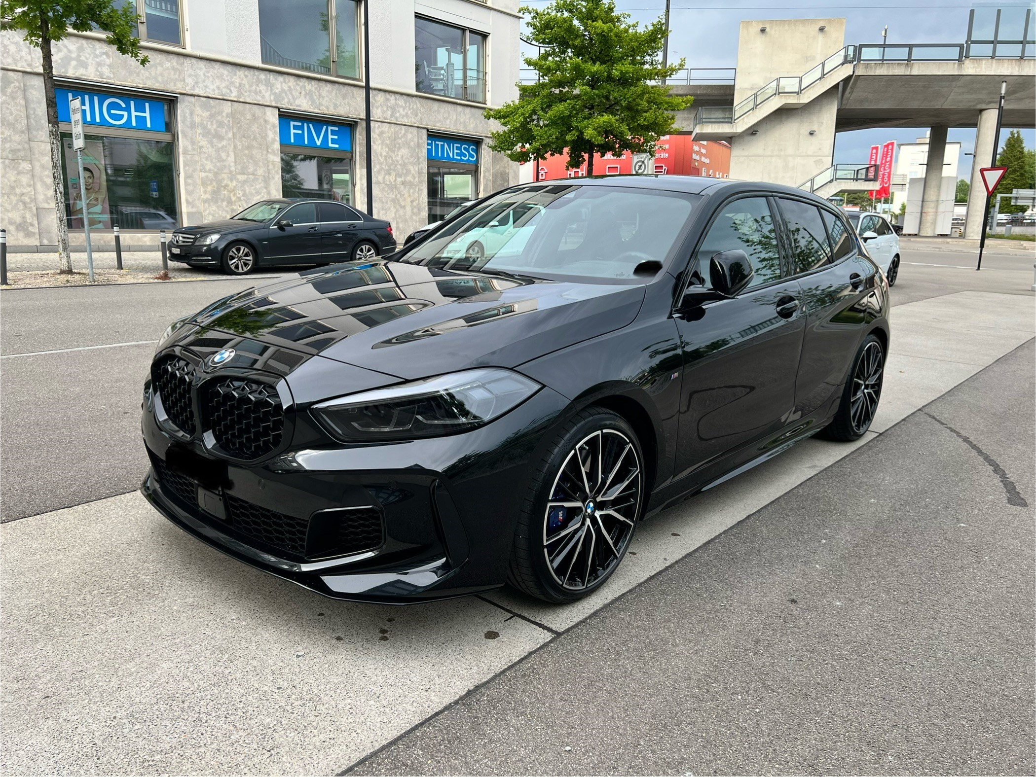 BMW M135i xDrive Steptronic