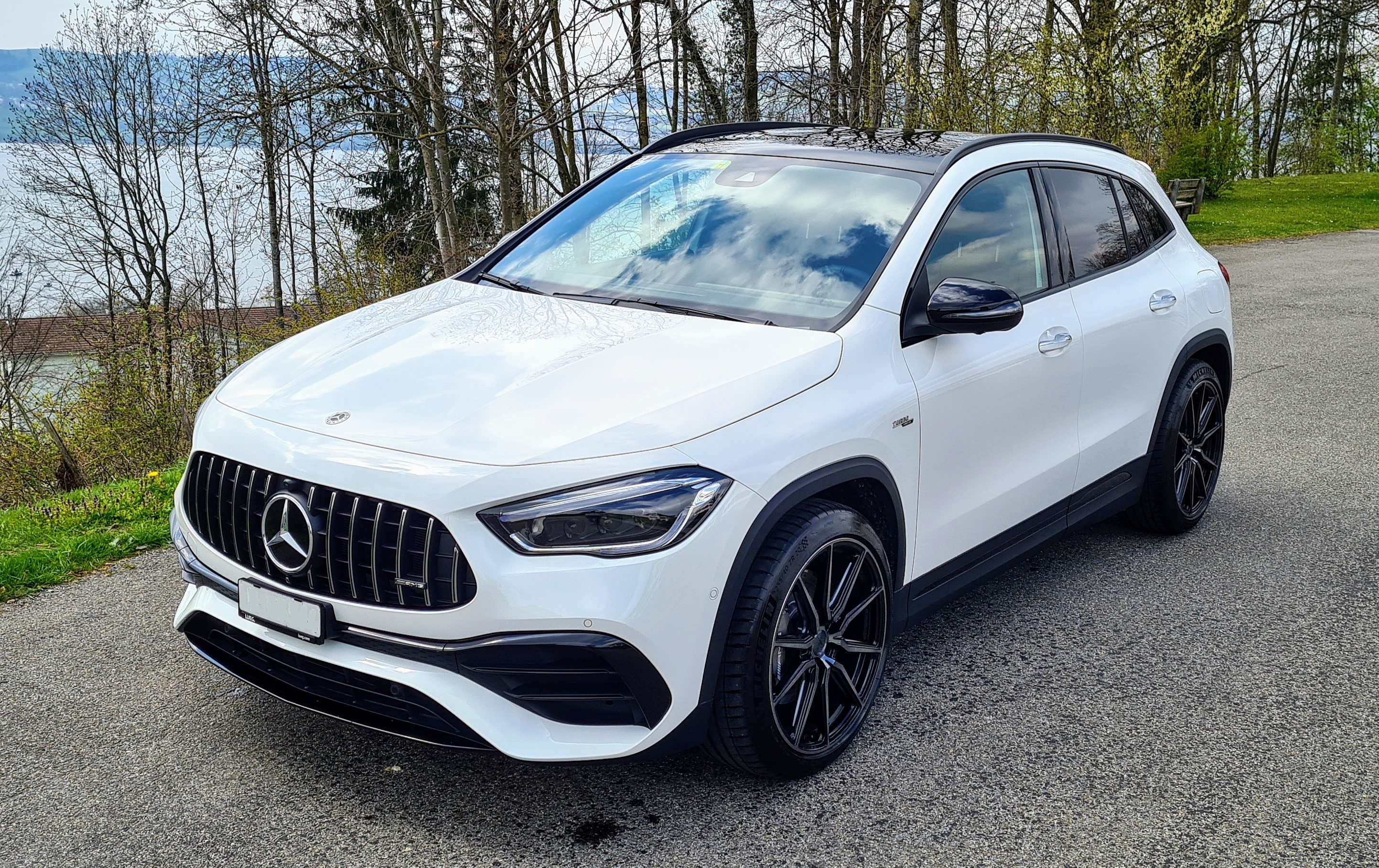 MERCEDES-BENZ GLA 45 AMG 4Matic+ 8G-Speedshift DCT