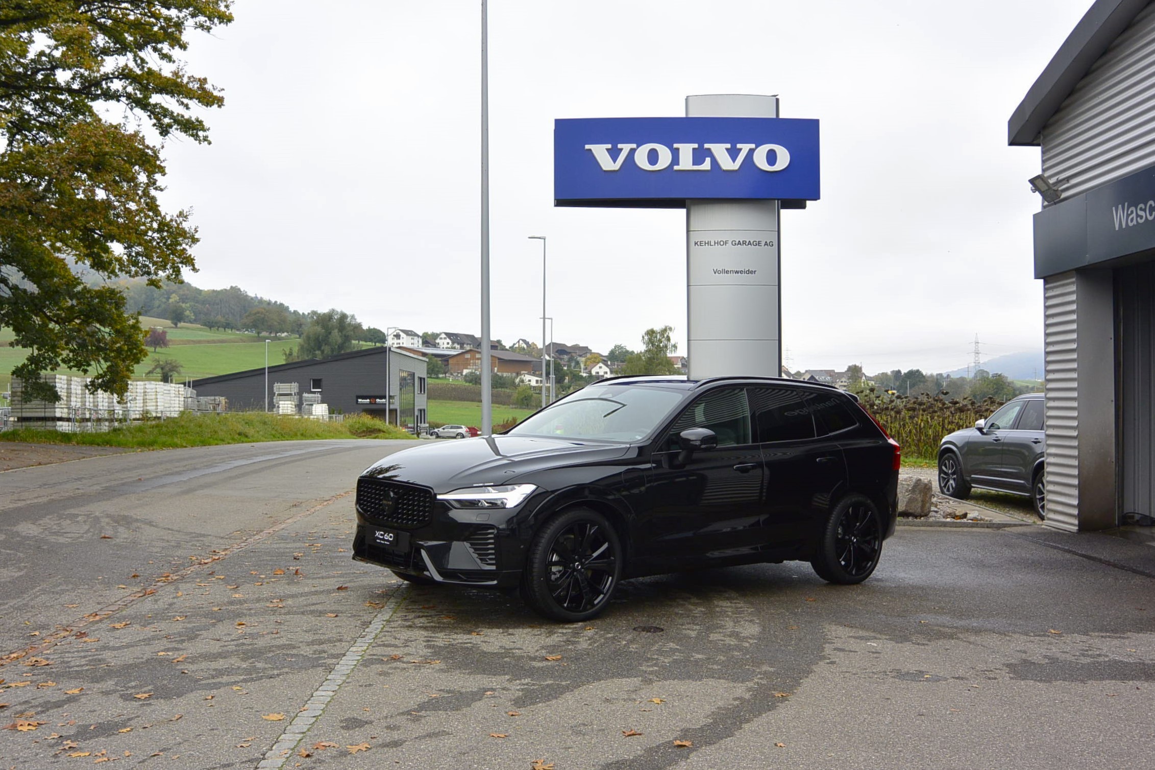 VOLVO XC60 T8 eAWD Black Ed