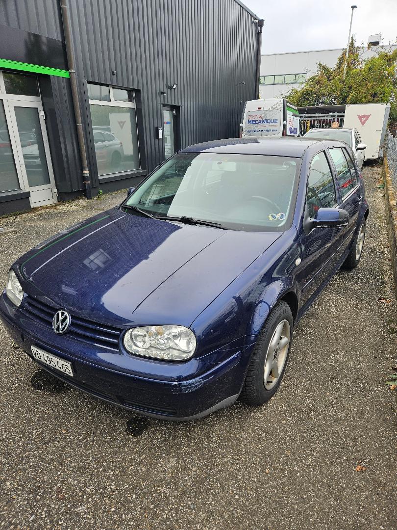 VW Golf 2.0