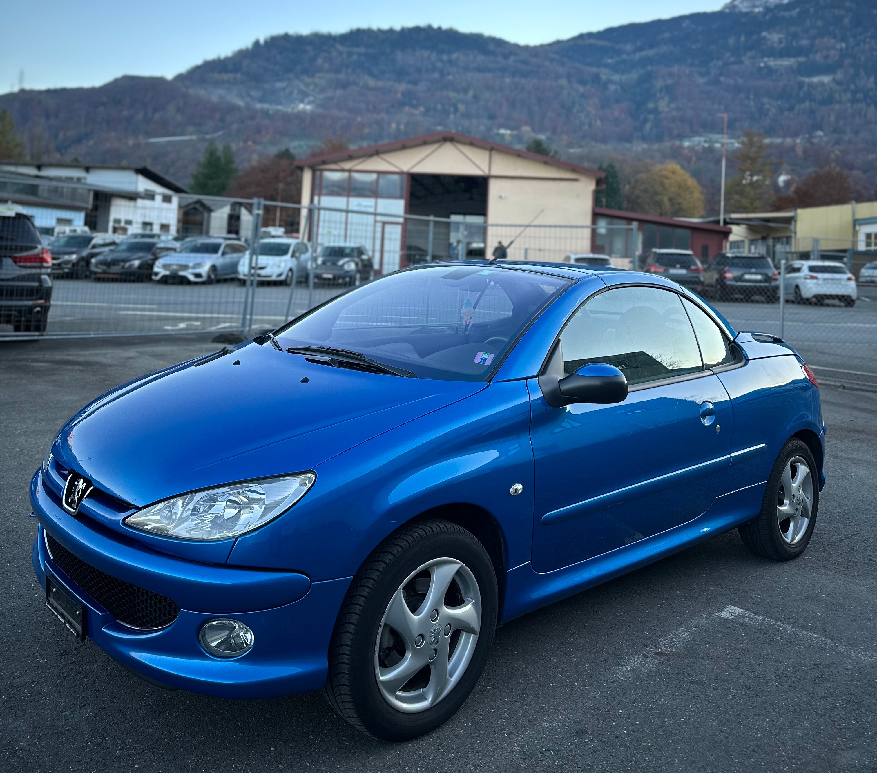 PEUGEOT 206 CC 1.6 16V Black & Silver Edition