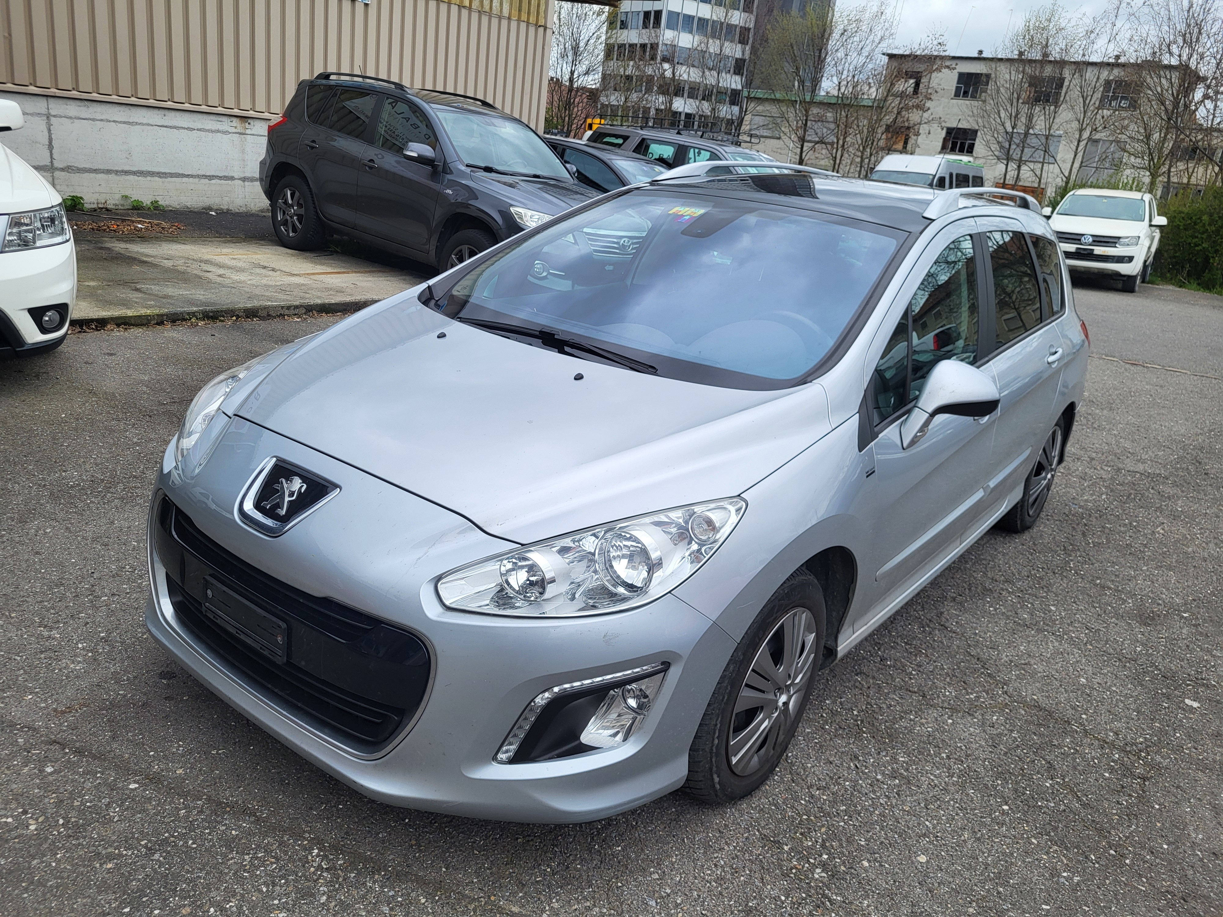 PEUGEOT 308 SW 1.6 16V Turbo Sport Pack Automatic