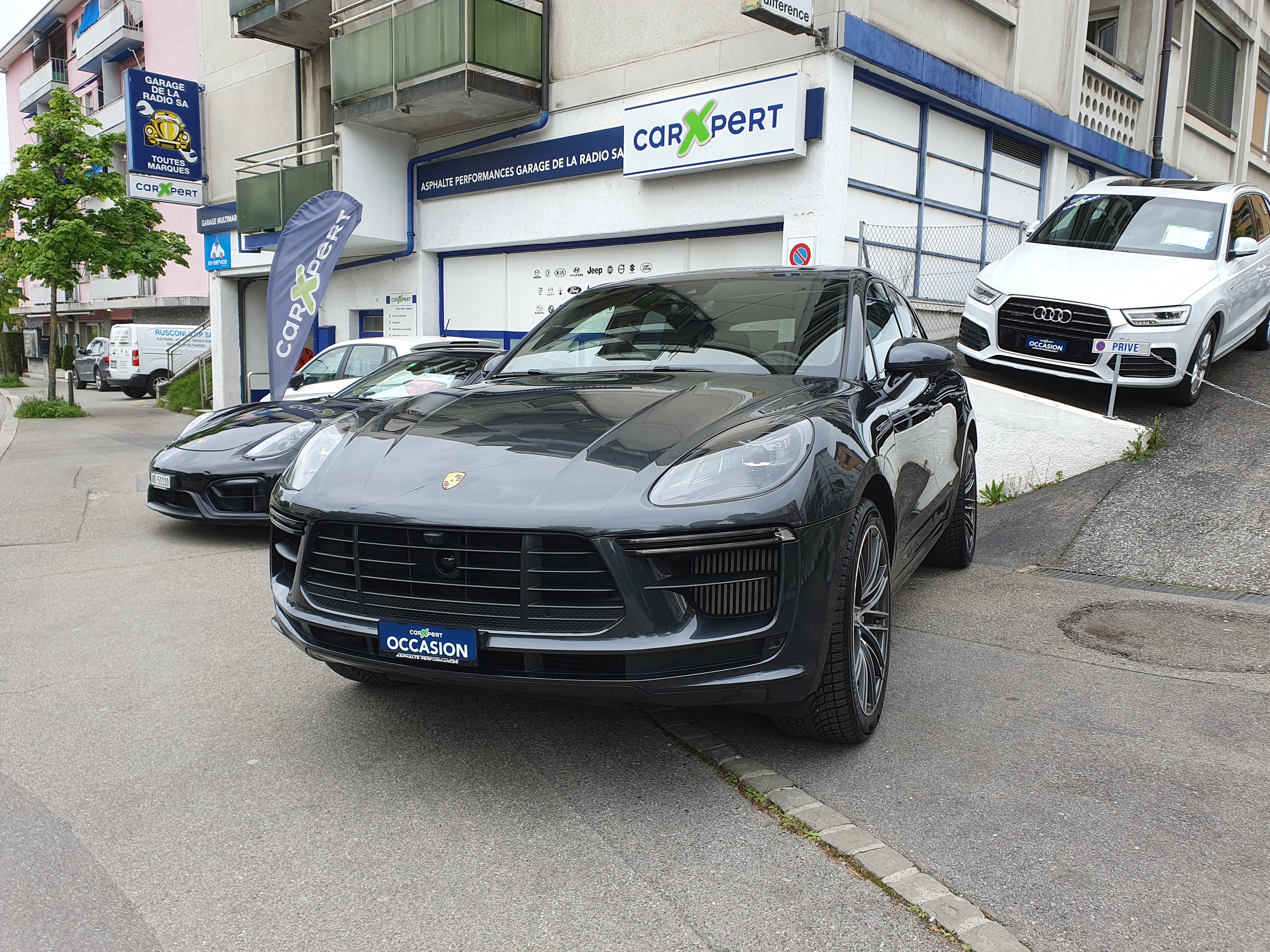 PORSCHE Macan Turbo PDK