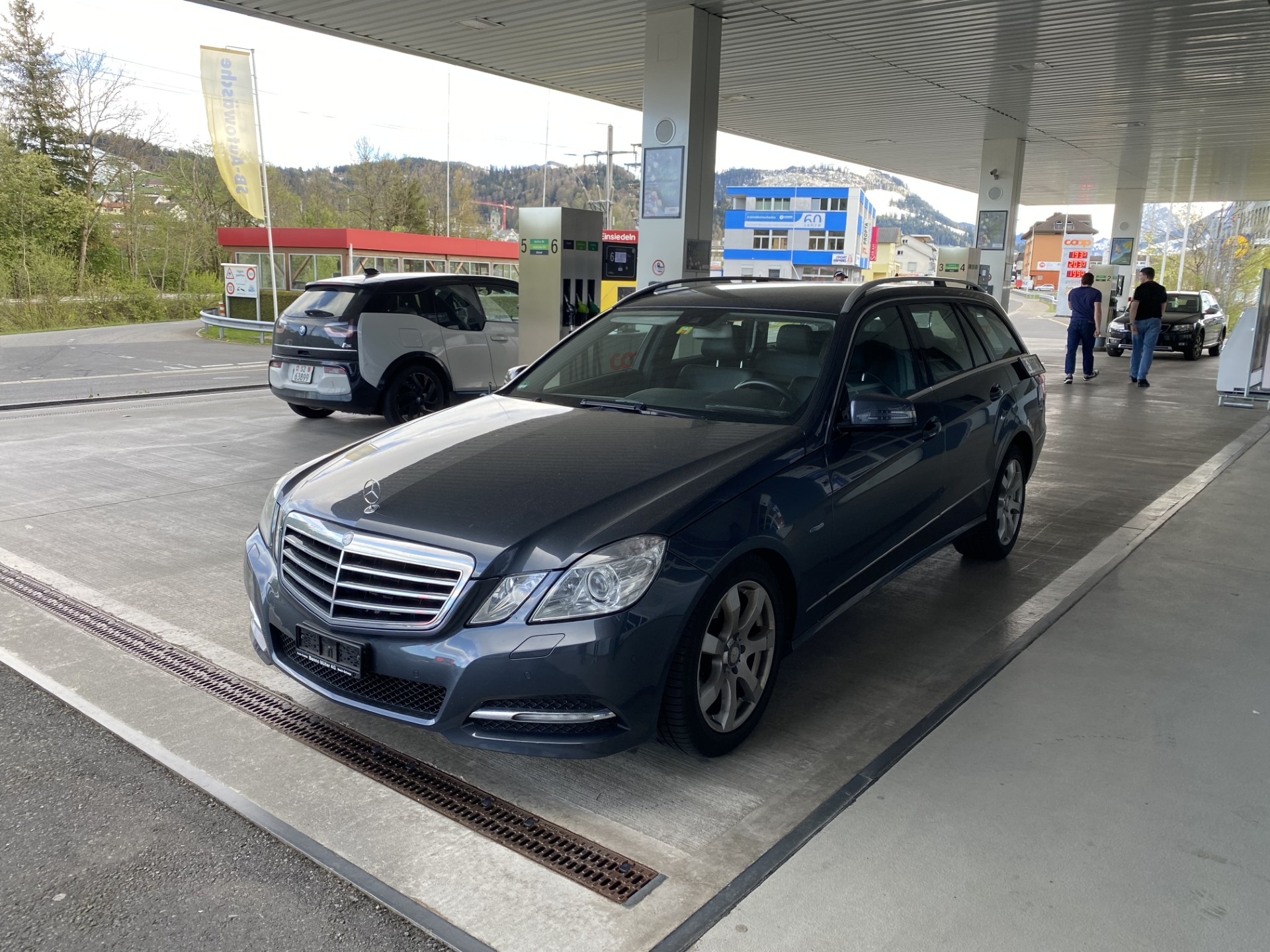 MERCEDES-BENZ E 250 CDI BlueEfficiency 4Matic 7G-Tronic