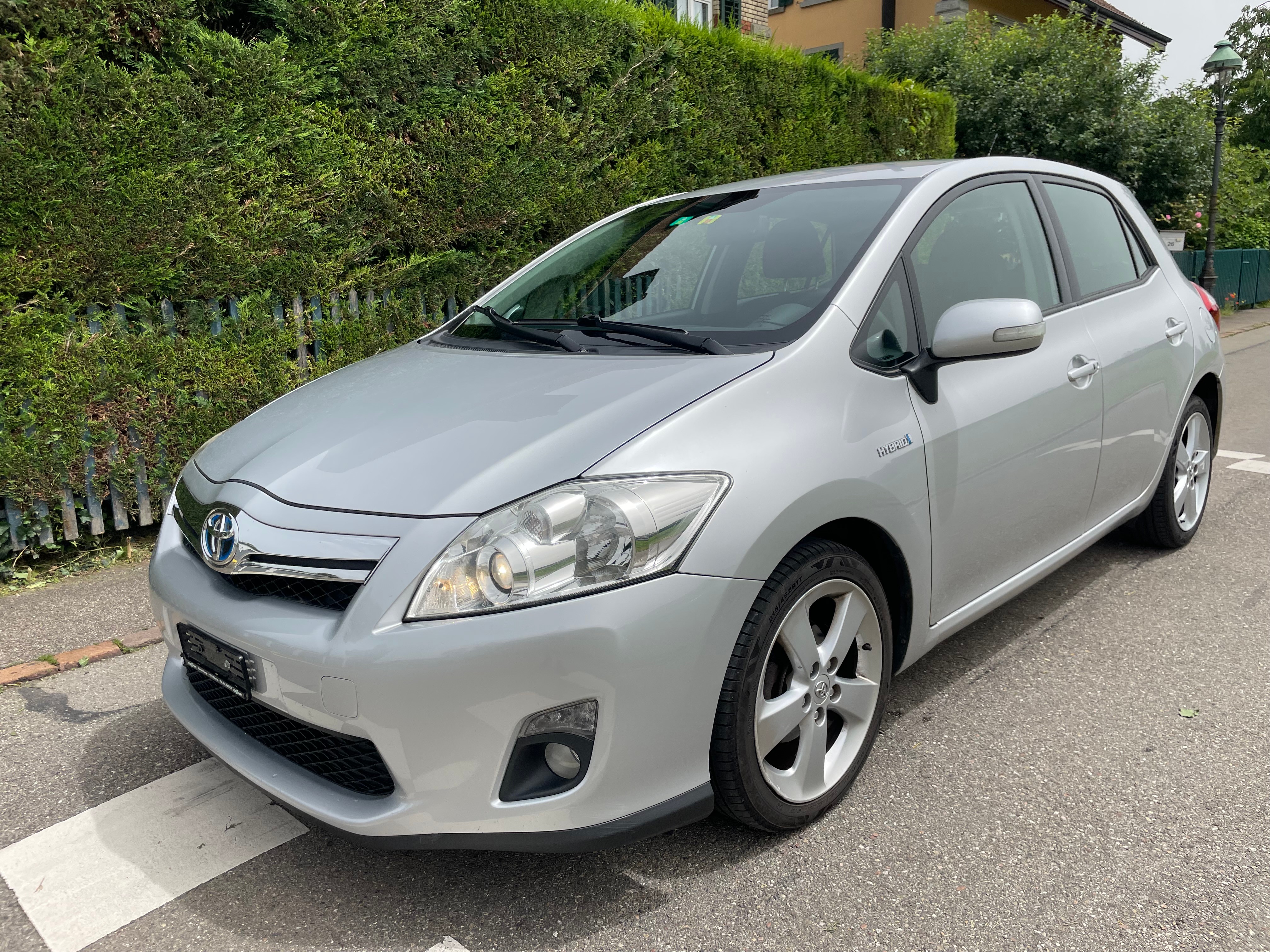 TOYOTA Auris 1.8 16V HSD Linea Sol Premium