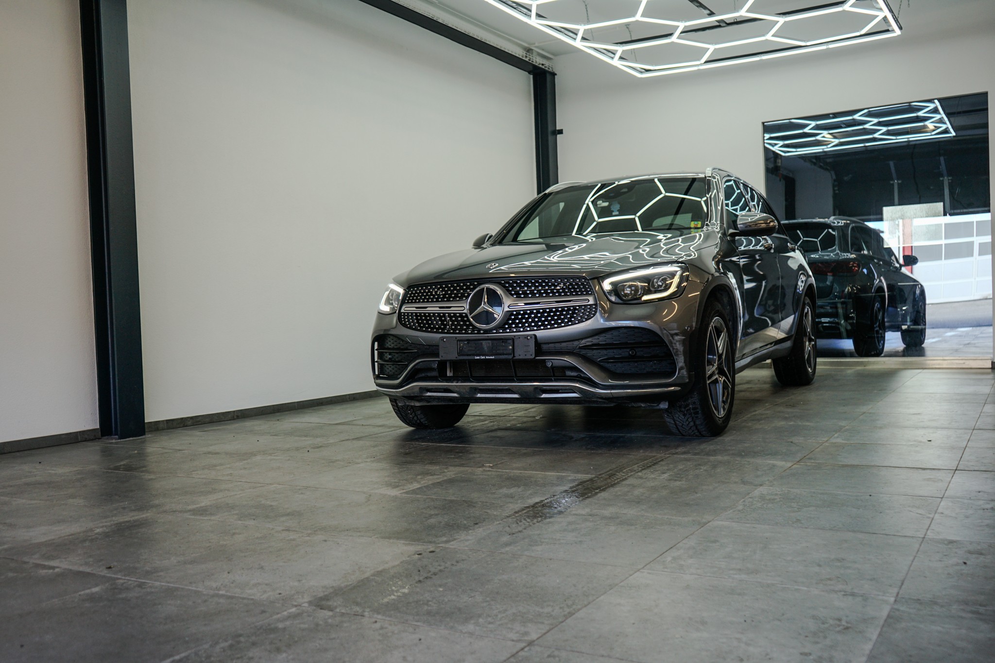 MERCEDES-BENZ GLC 220