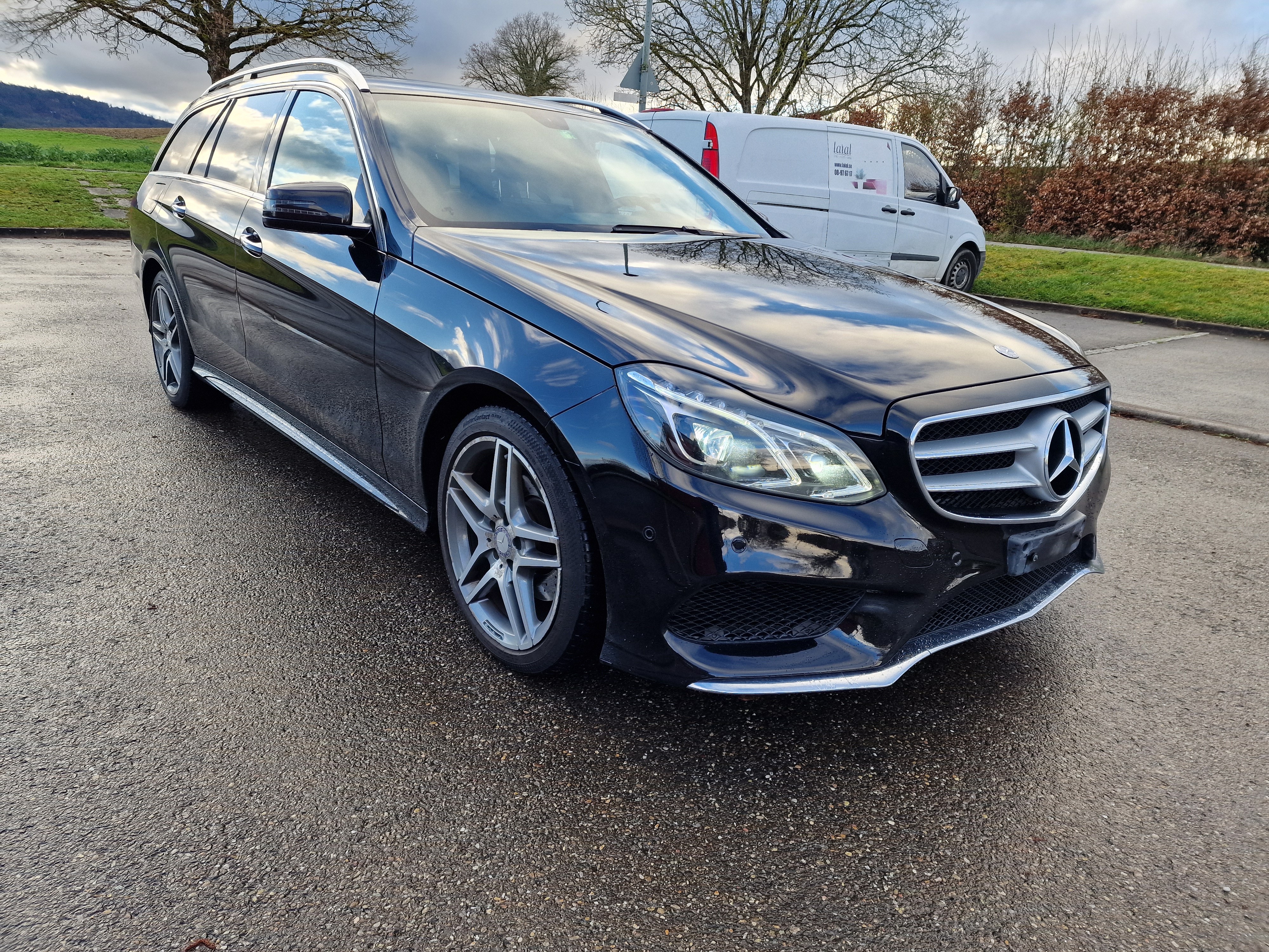 MERCEDES-BENZ E 250 BlueTEC Avantgarde 4Matic 7G-Tronic