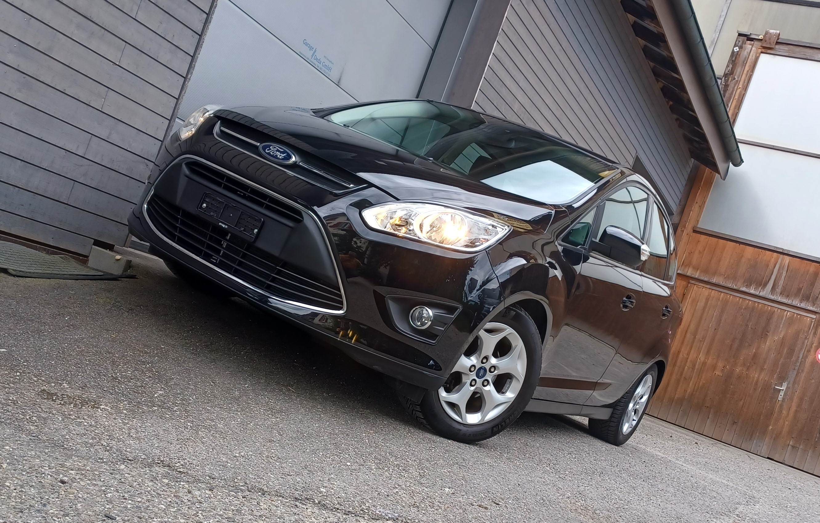 FORD C-Max 1.0 SCTi Carving