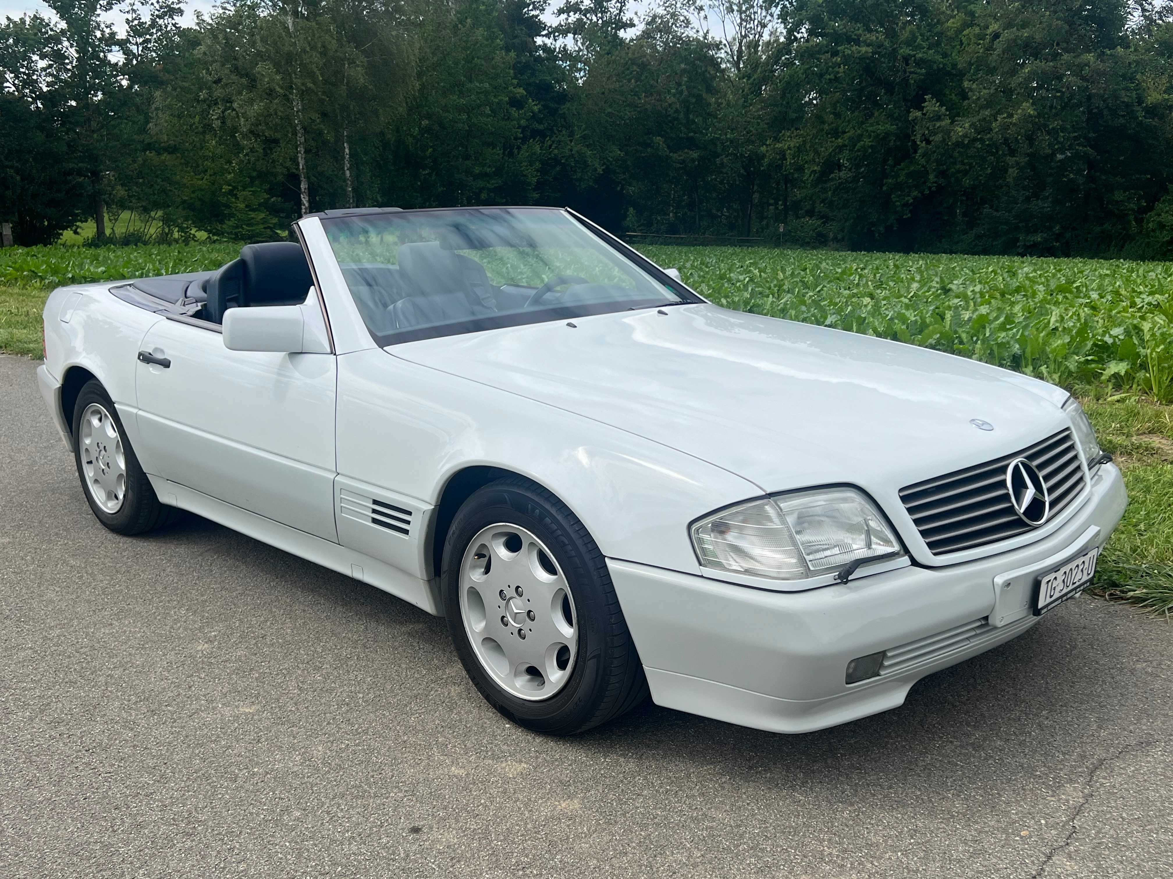 MERCEDES-BENZ SL 300