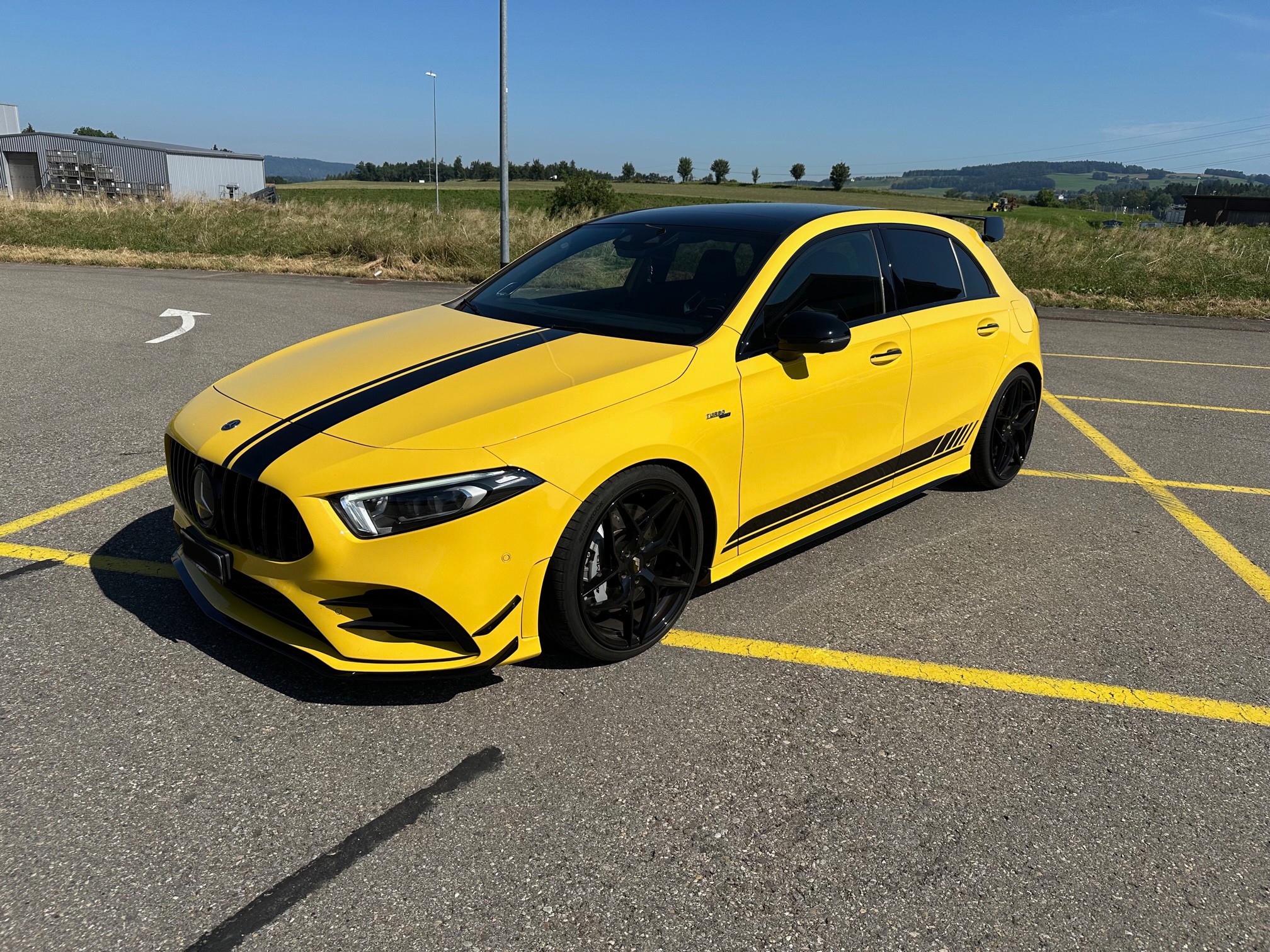 MERCEDES-BENZ A 35 AMG 4Matic Speedshift